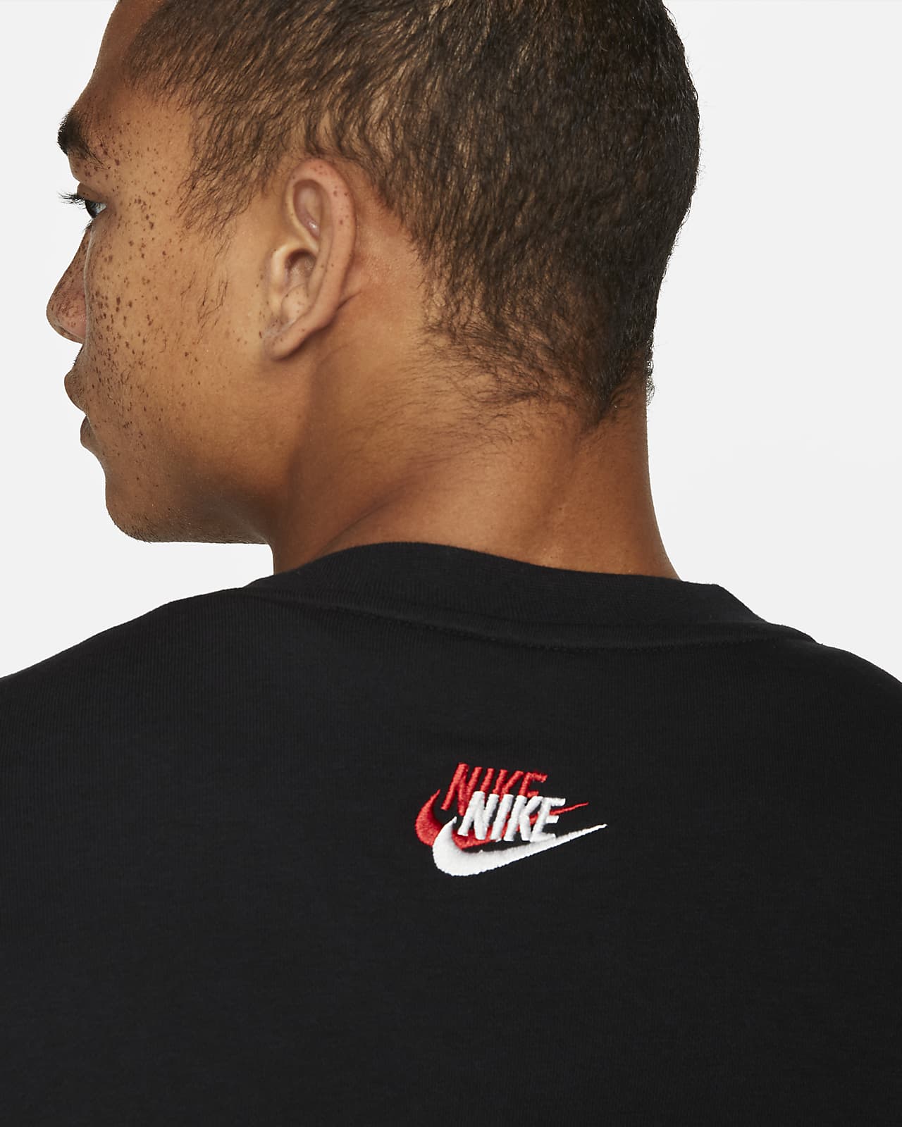 Nike Sportswear Essentials+ Men's French Terry Crew. Nike SA