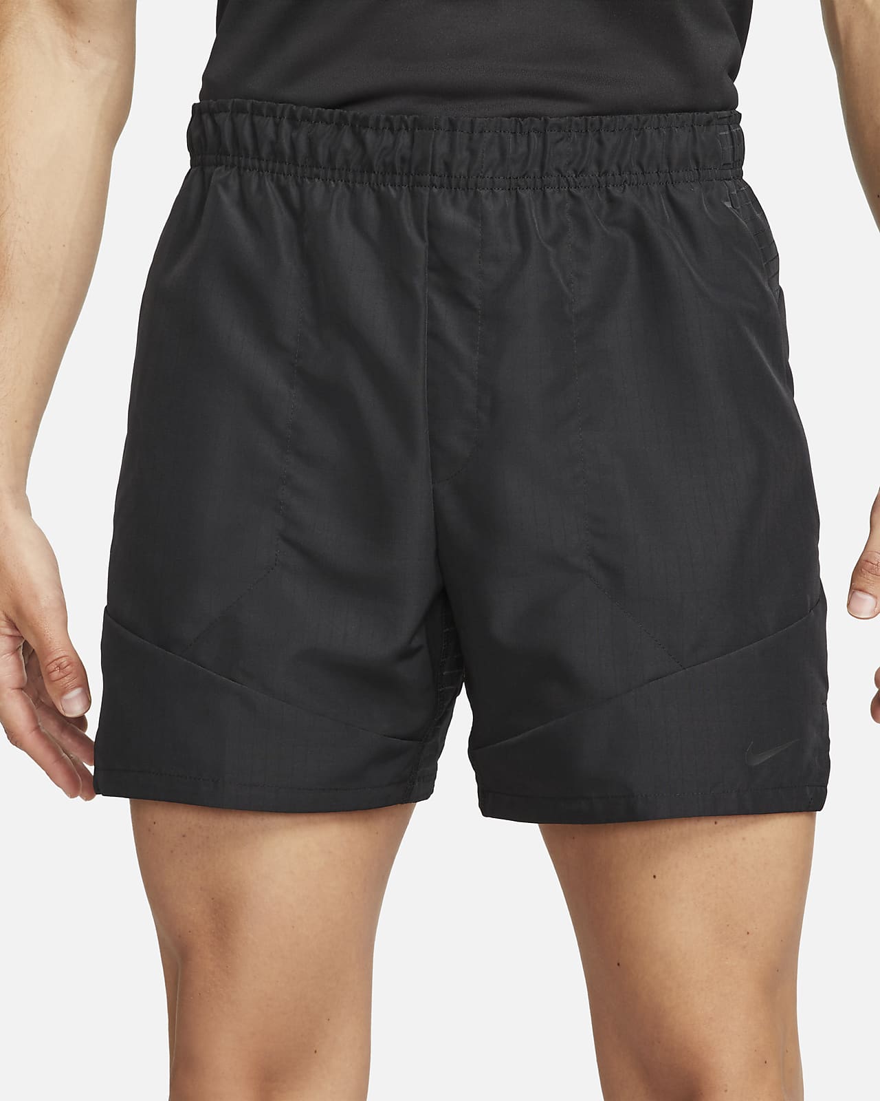 Nike Dri-FIT ADV APS Men's 15cm (approx.) Unlined Versatile Shorts. Nike AT