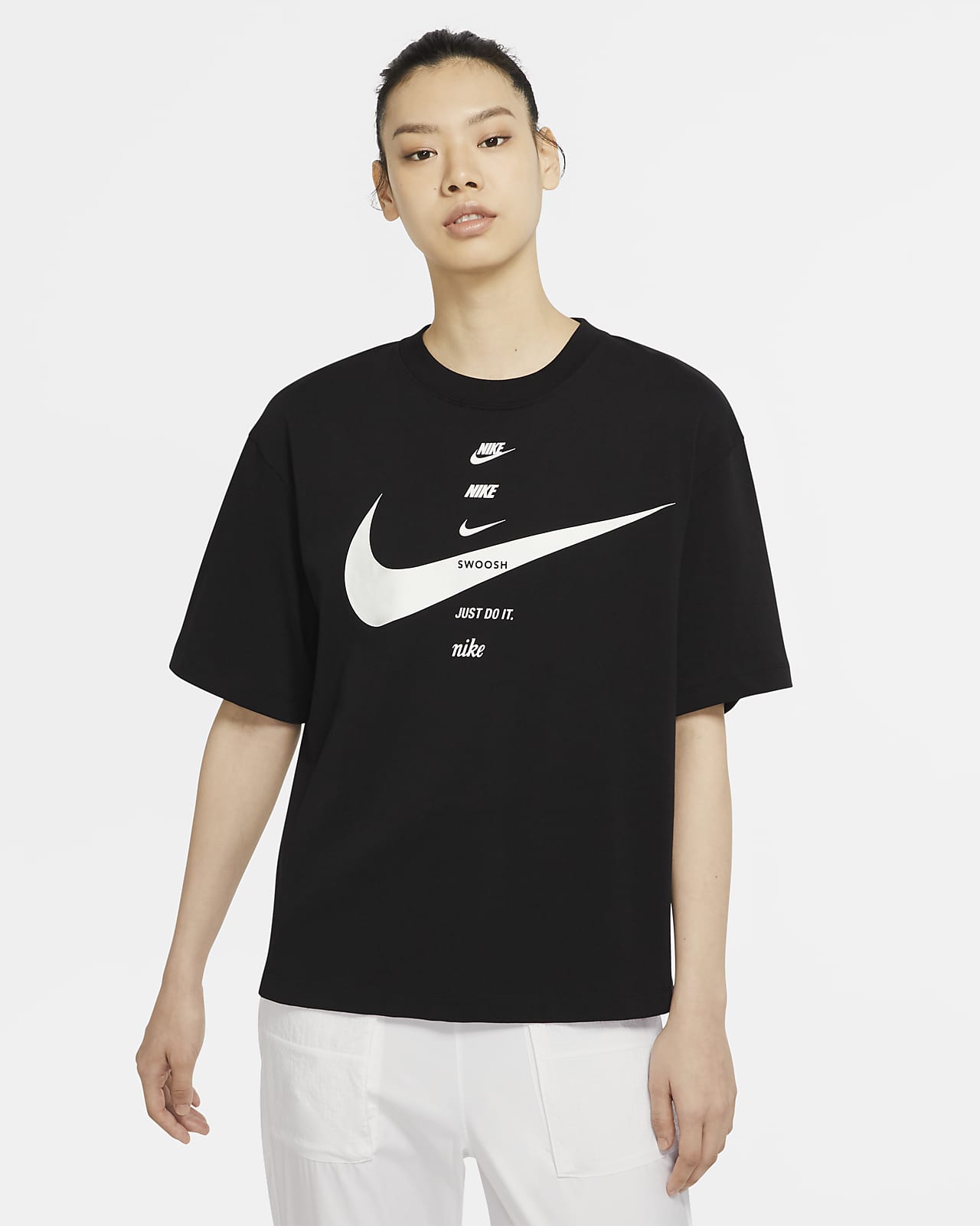Nike Sportswear kortermet overdel til dame. Nike NO Dame Futsal Overdeler og T skjorter. Nike NO