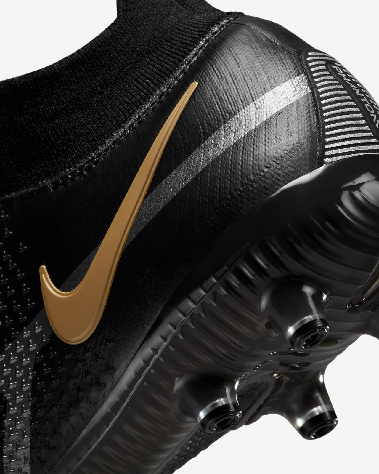 Nike Phantom GT2 Dynamic Fit Elite AG-Pro Artificial-Grass Football Boots.  Nike AE