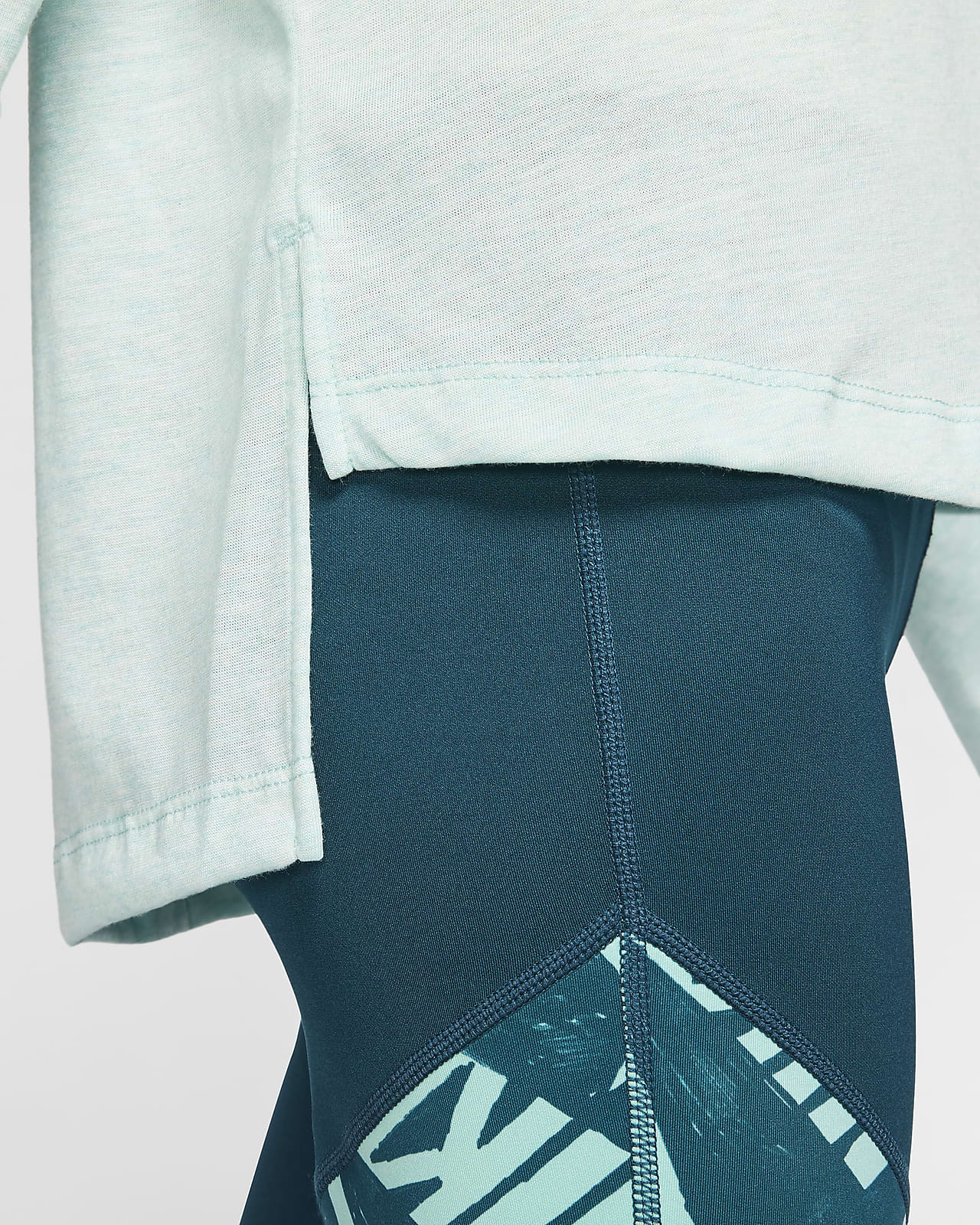 nike long sleeve hoodie dri fit