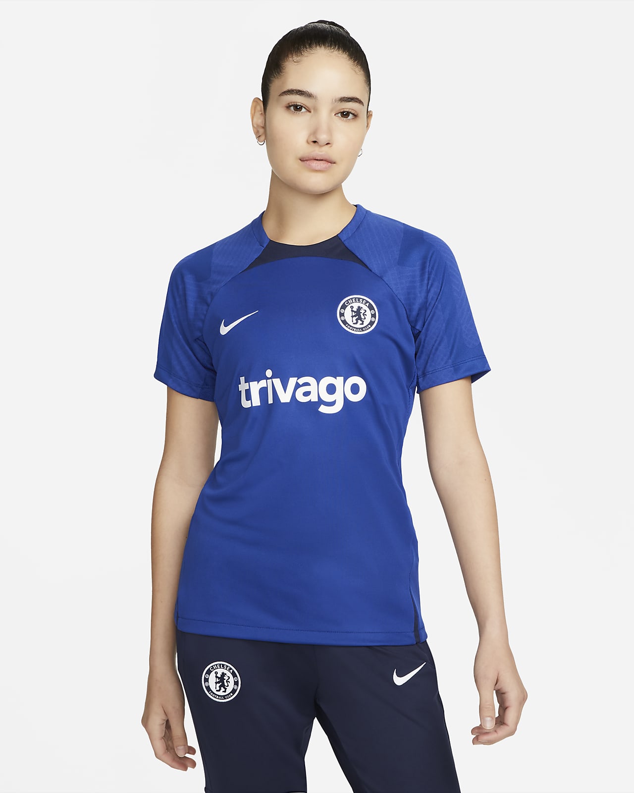 Estándar Escribe email Desventaja Playera de fútbol de manga corta Nike Dri-FIT para mujer Chelsea FC Strike.  Nike.com