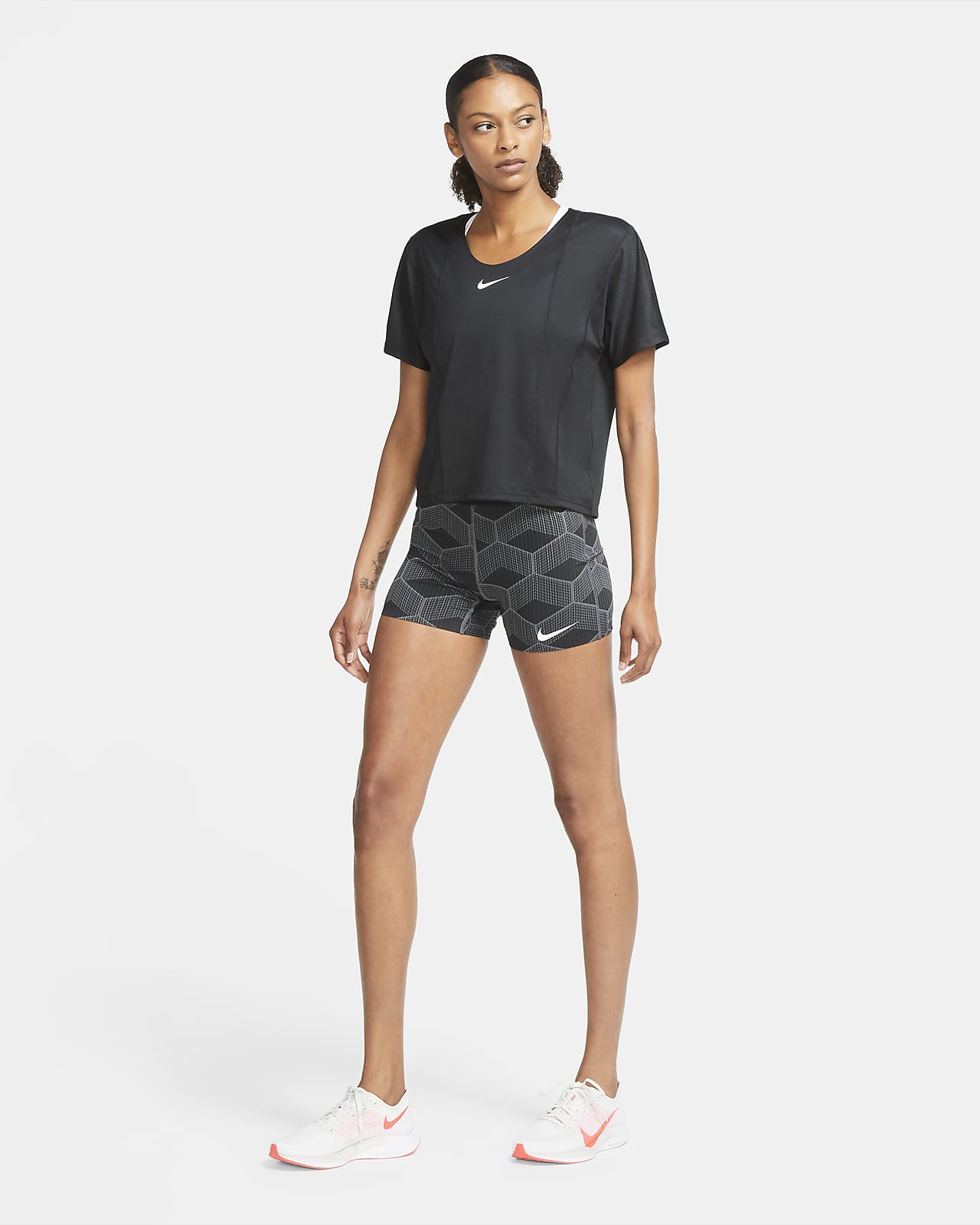 nike womens running tops