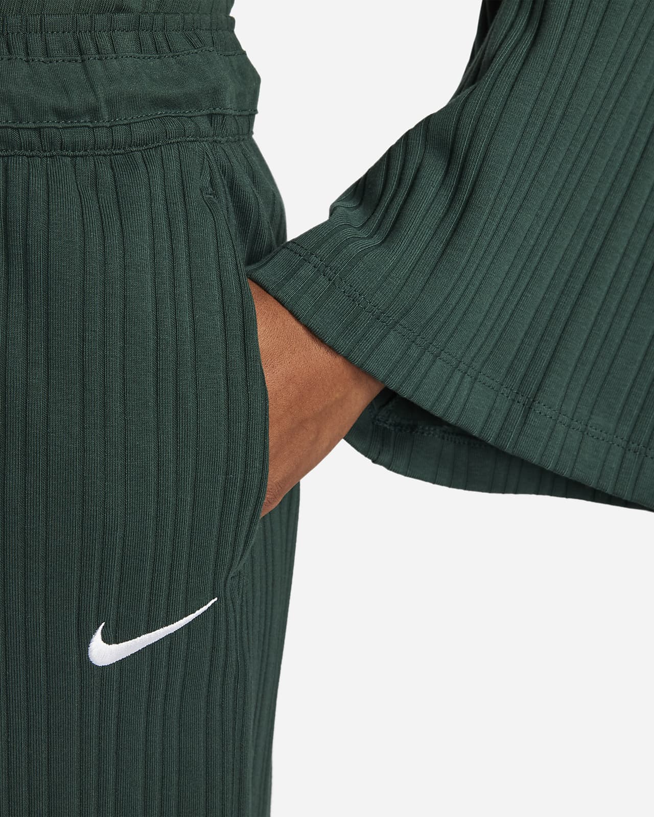 Nike Sportswear Women's Ribbed Jersey Baller Shorts. Nike GB