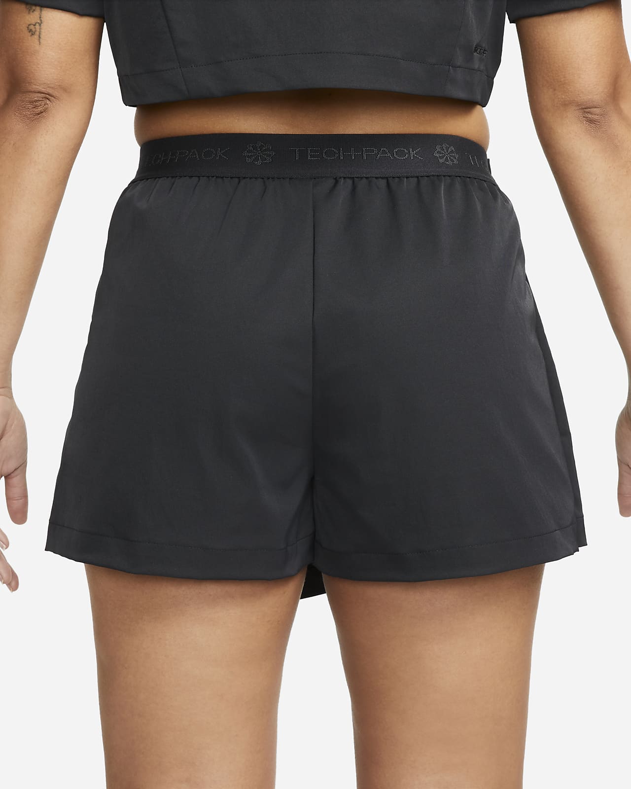 NWT Womens Plus 3X TEK GEAR high rise fitted shorts Black wicking pockets