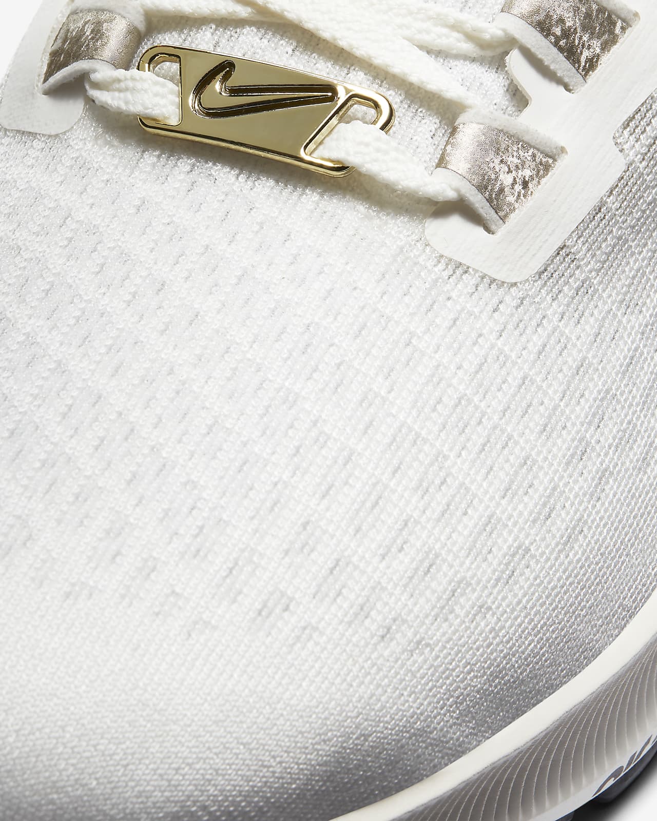 nike zoom pegasus gold