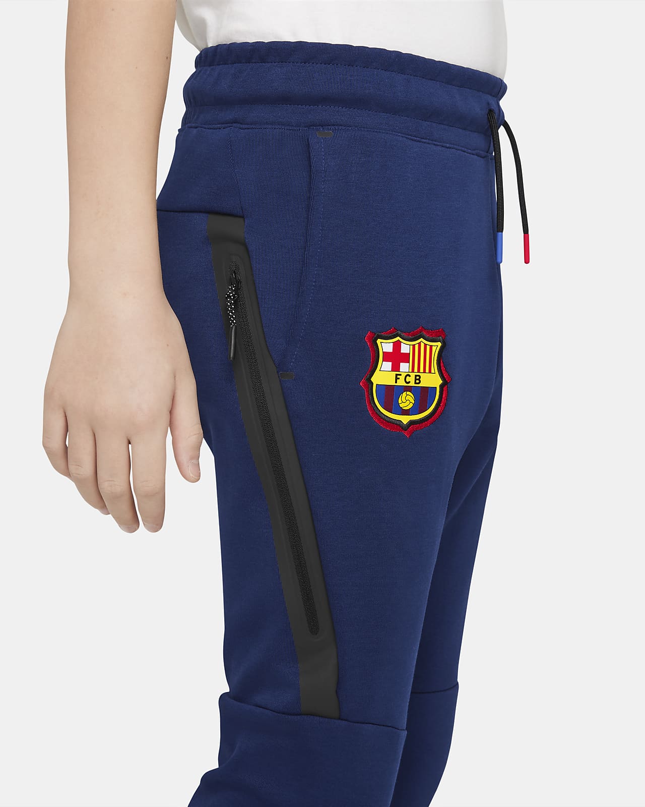 Groenten bang annuleren FC Barcelona Tech Fleece Older Kids' Pants. Nike SK
