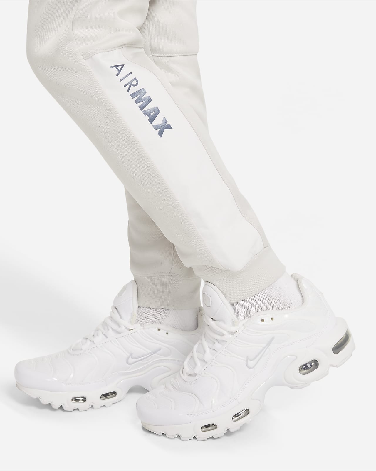 joggers with air max