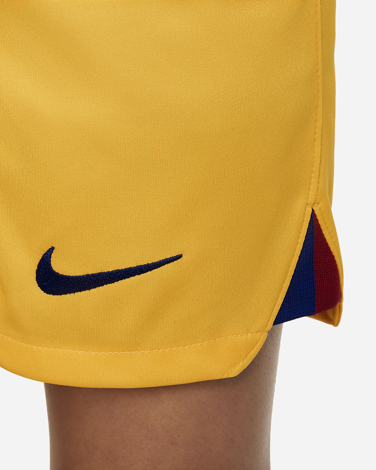F.C. Barcelona 2022/23 Fourth Younger Kids' Nike Football Kit. Nike IE