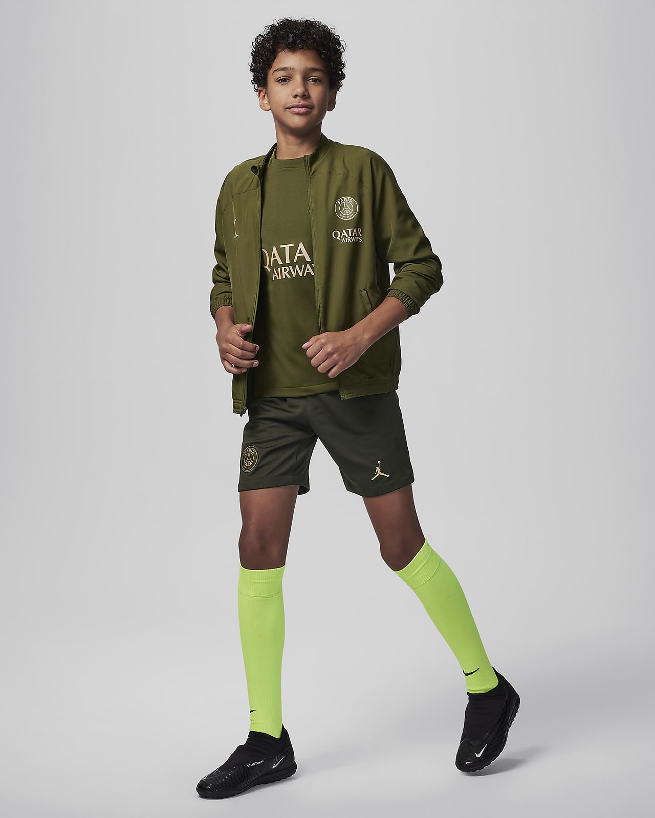 Paris Saint-Germain 2023/2024 Fourth Older Kids' Nike Dri-FIT Football  Replica Shorts. Nike SI