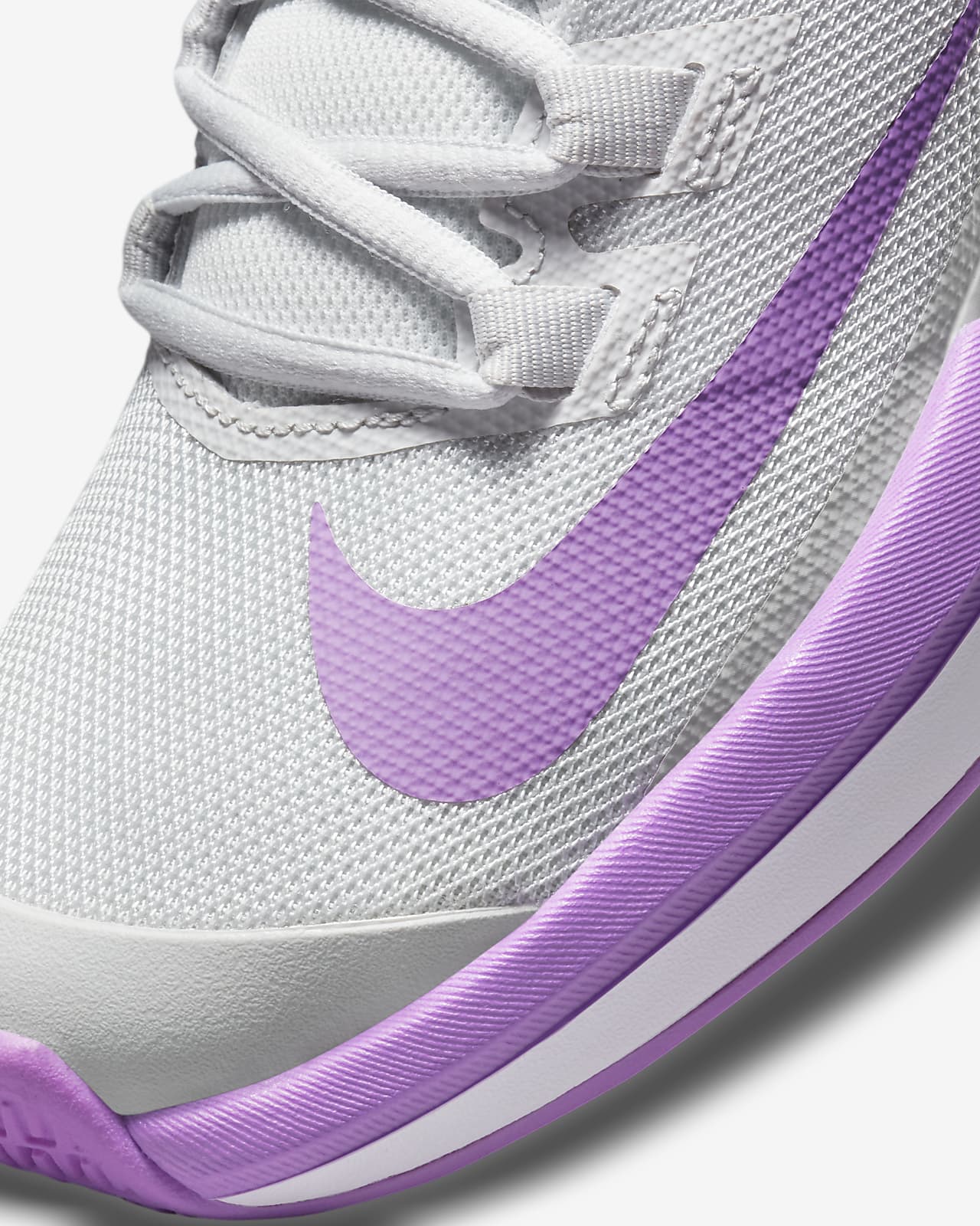 nike soft tennis shoes