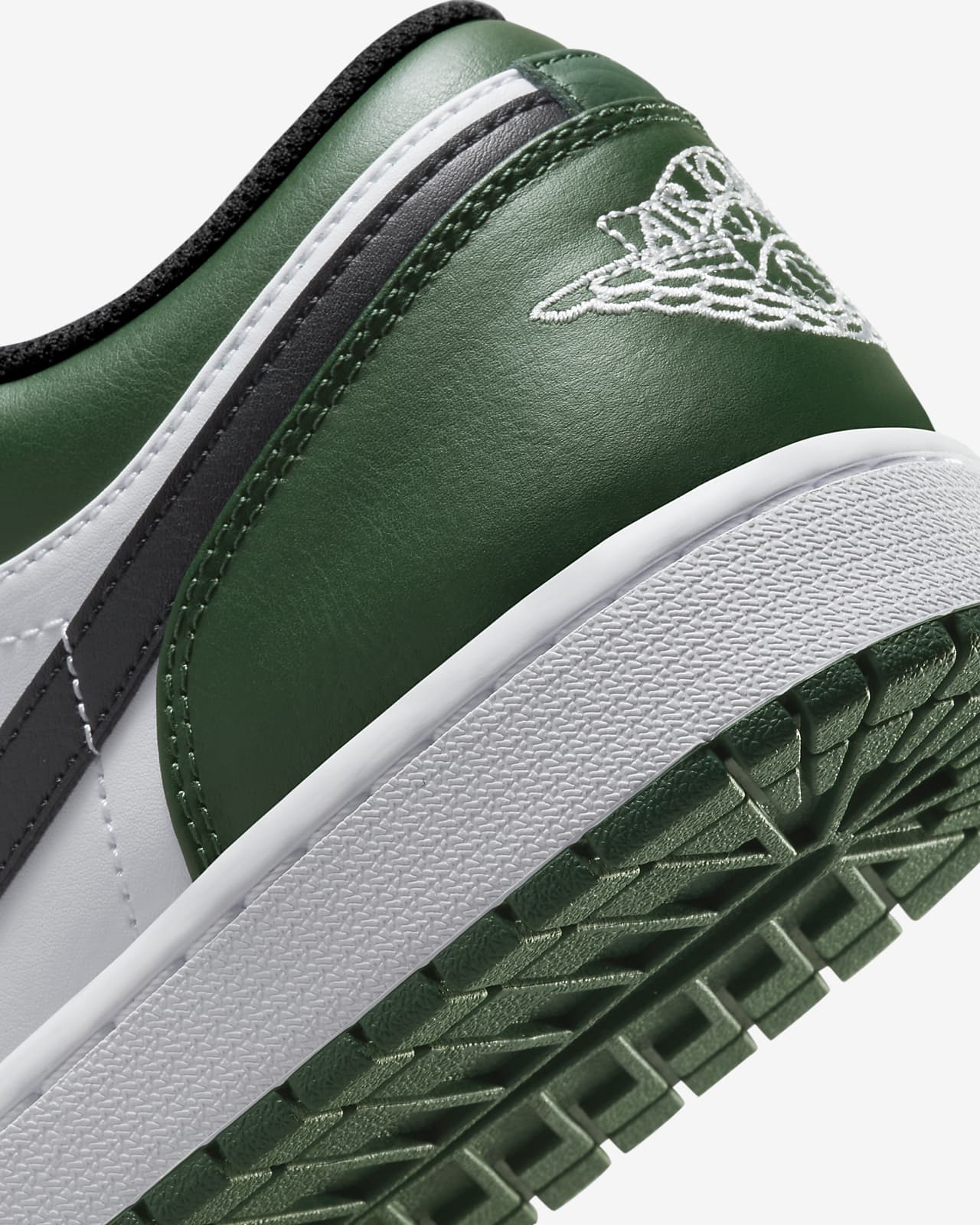 Air Jordan 1 Low Schoenen. Nike BE