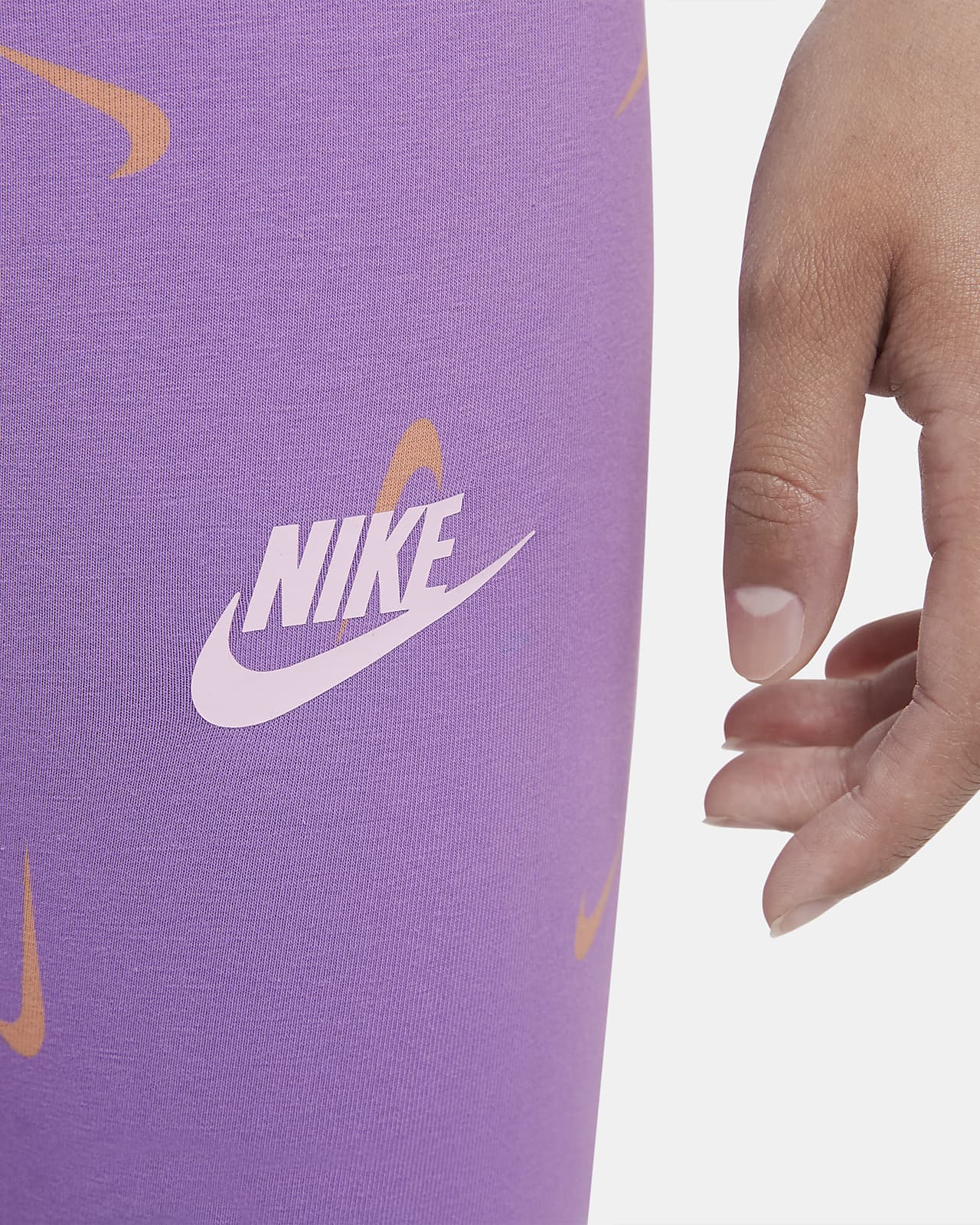 Nike Sportswear Favorites Big Kids' (Girls') Graphic Leggings