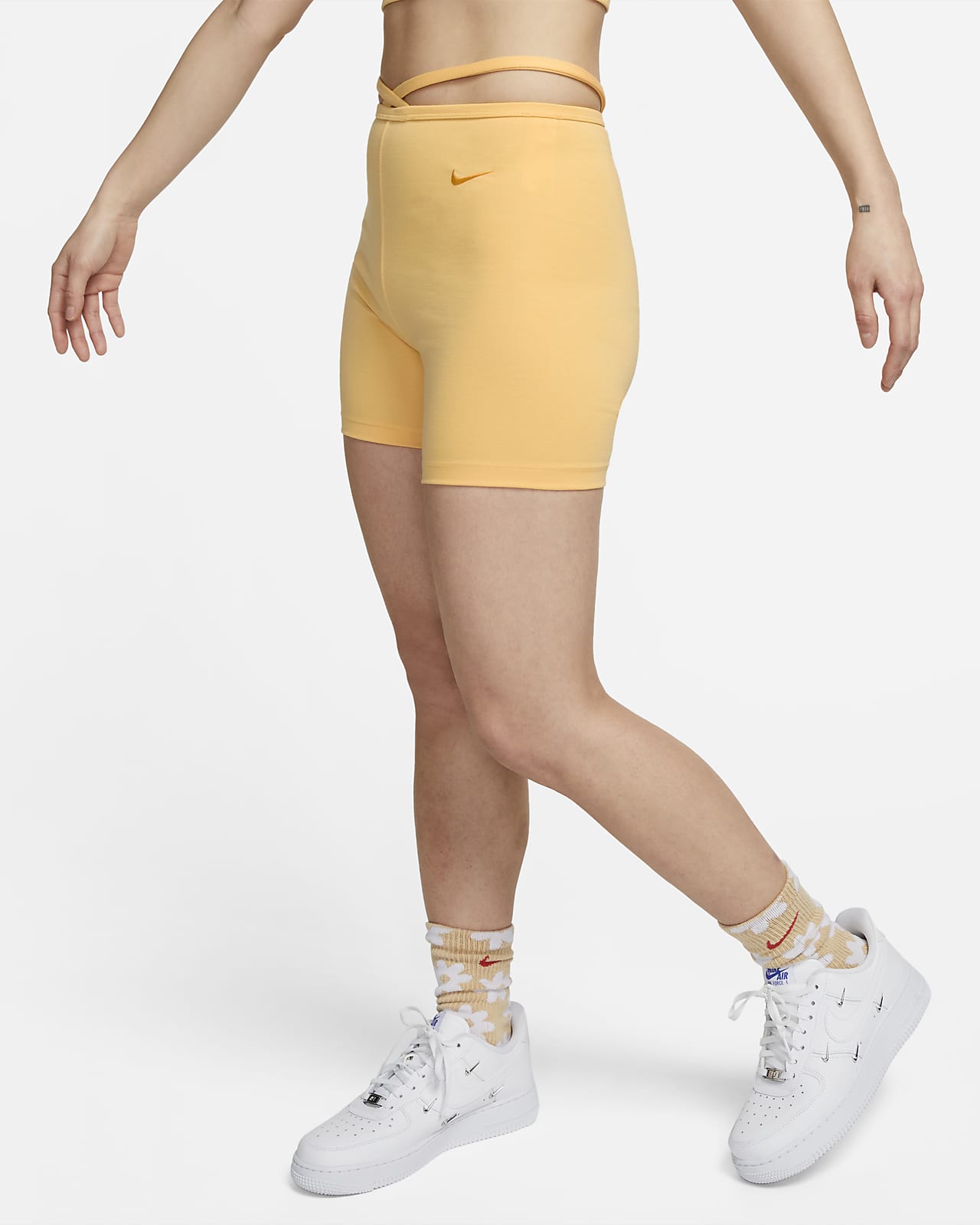 aflevere Stor vrangforestilling på en ferie Nike Sportswear Everyday Modern Women's High-Waisted Biker Shorts. Nike ID