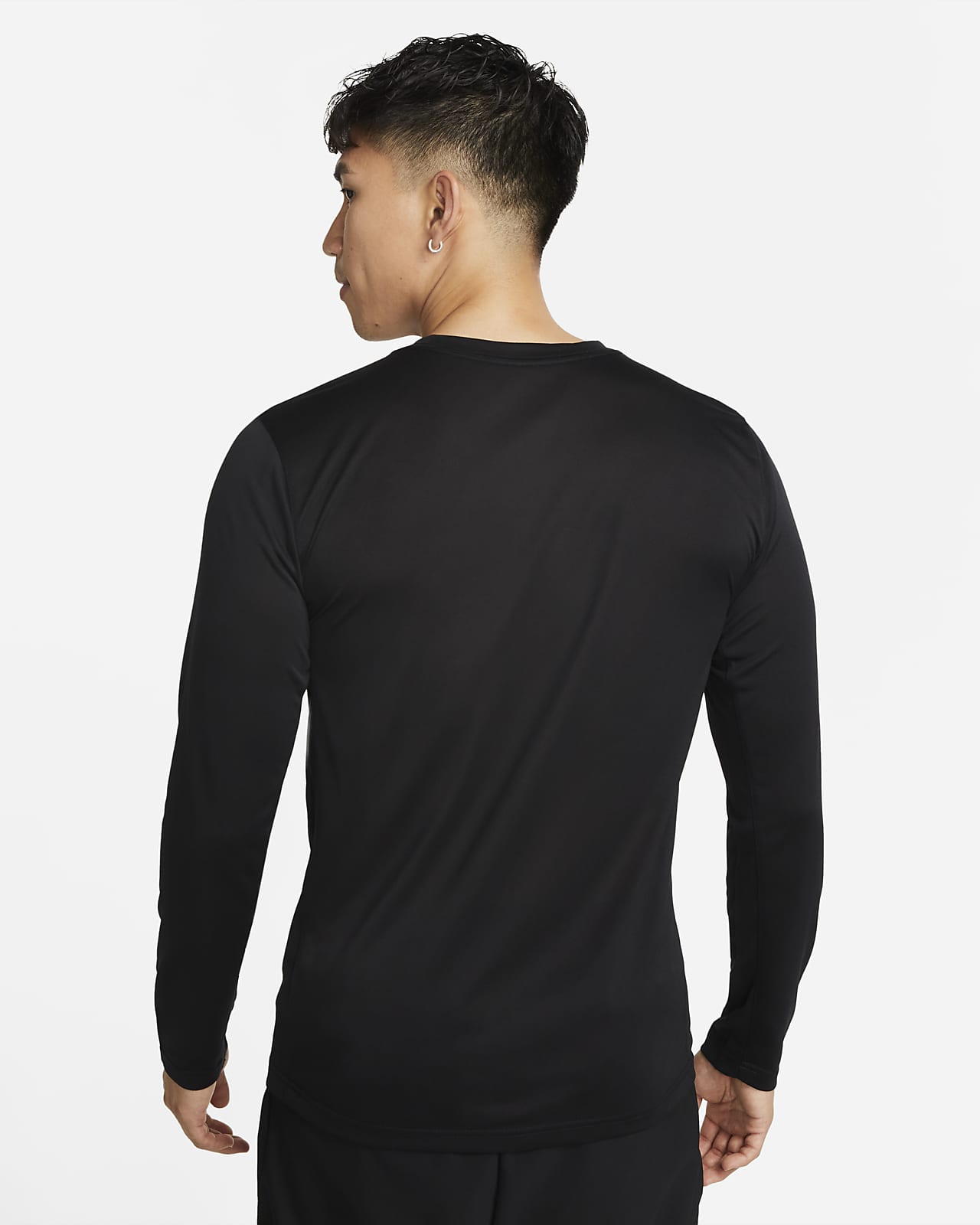 Nike Dri-FIT Men's Long-Sleeve Training T-Shirt. Nike PH