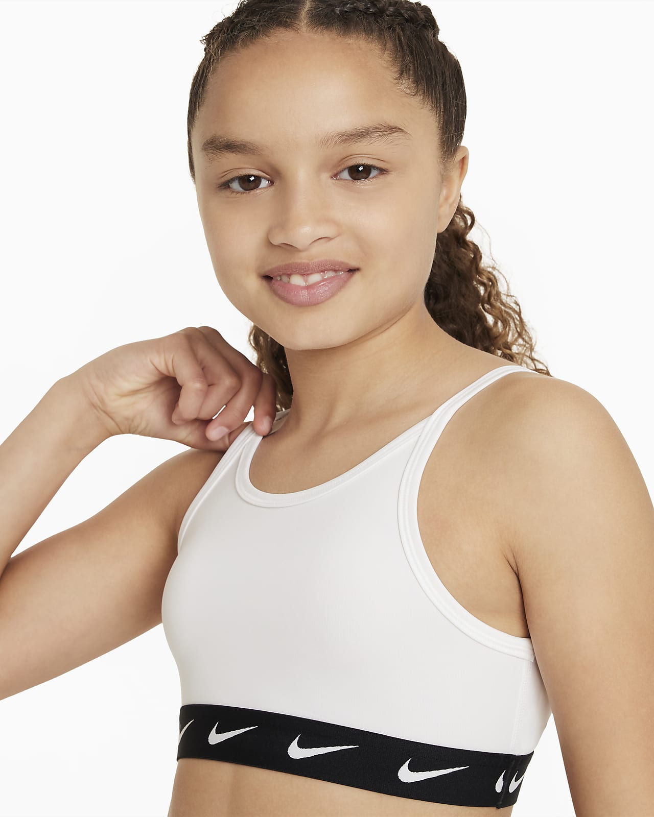 Nike Trophy Older Kids' (Girls') Sports Bra Black/Black/White Small :  : Clothing, Shoes & Accessories