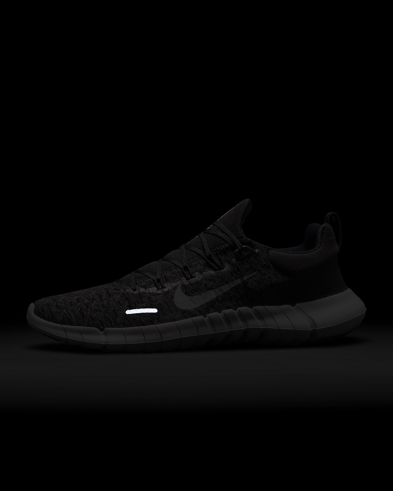 black free run trainers