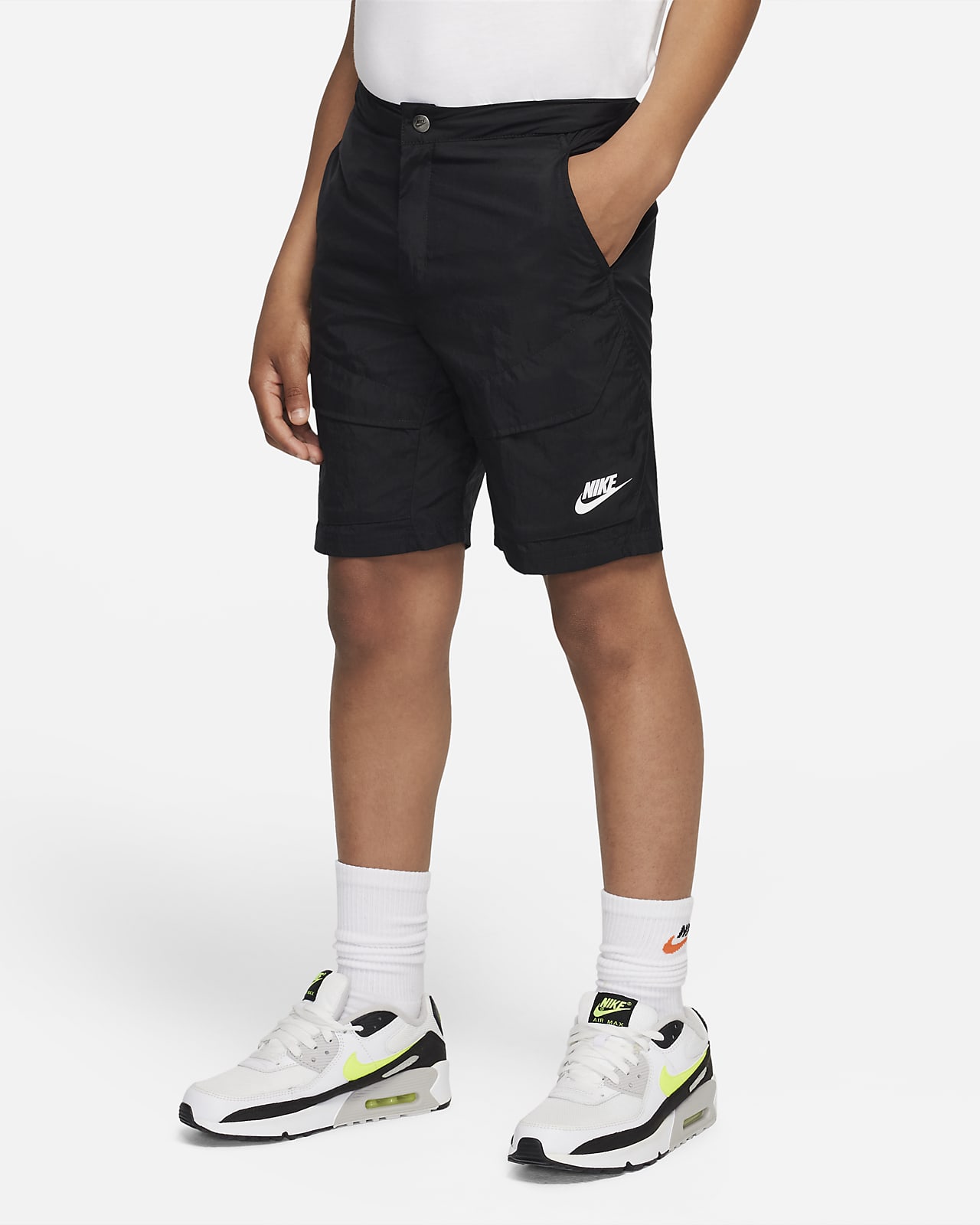 nike lightweight utility cargo shorts