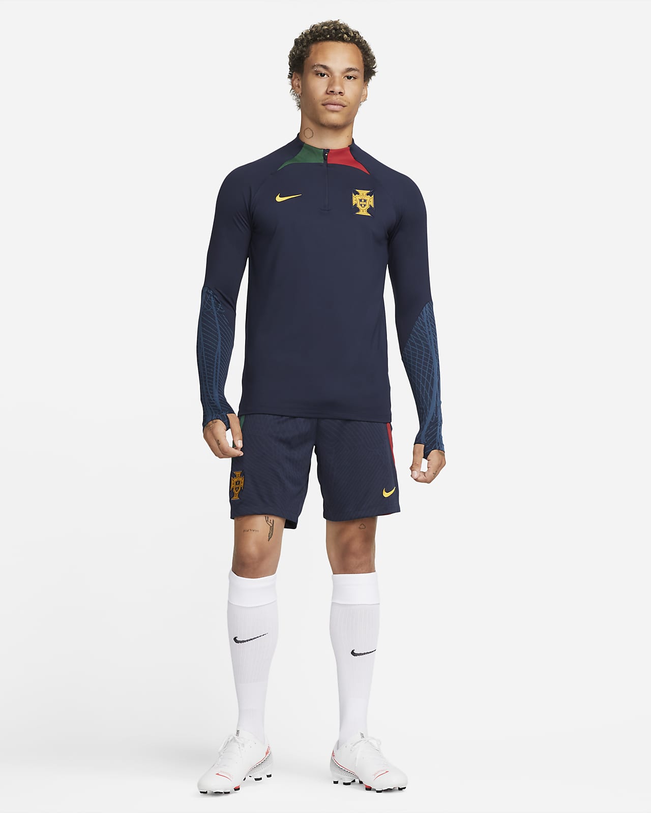Línea del sitio Escribe email Disciplina Portugal Strike Pantalón corto de fútbol de tejido Knit Nike Dri-FIT -  Hombre. Nike ES