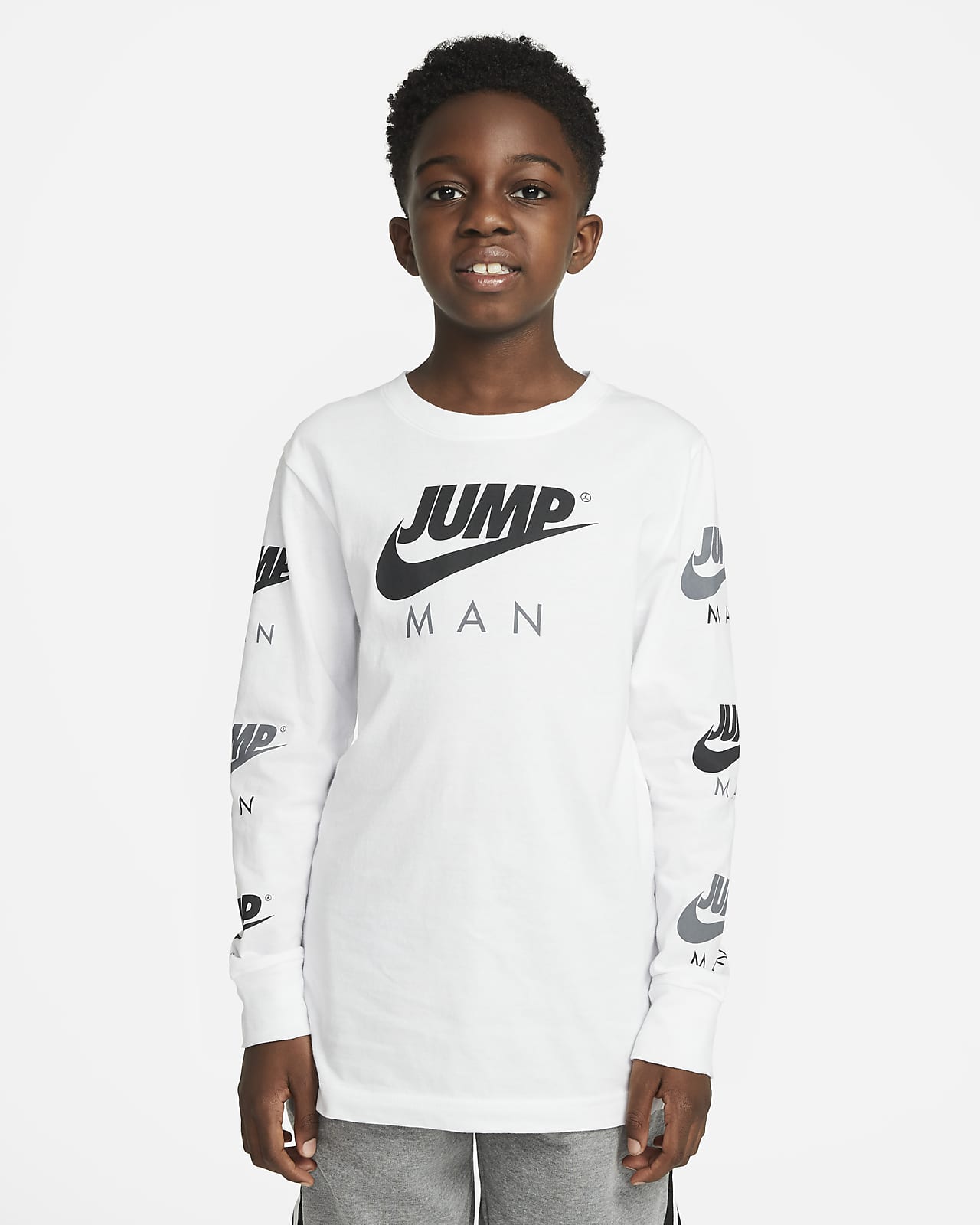 boys black nike shirt