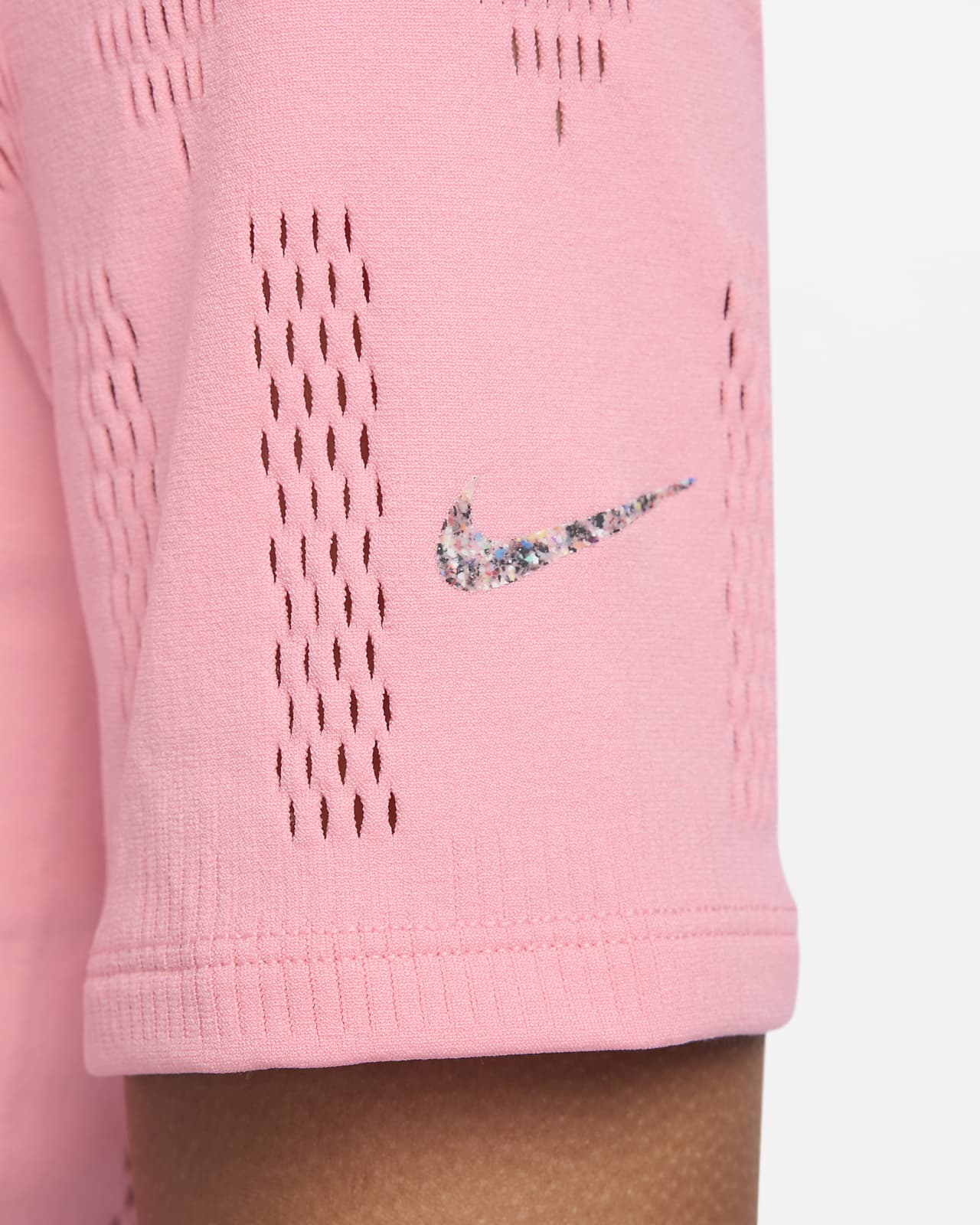 Nike Yoga Dri-FIT ADV Luxe Women's Short-Sleeve Crop Top. Nike SK