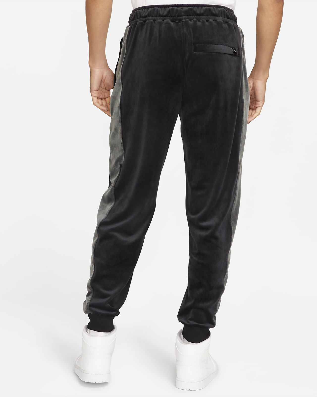 nike track suit pants