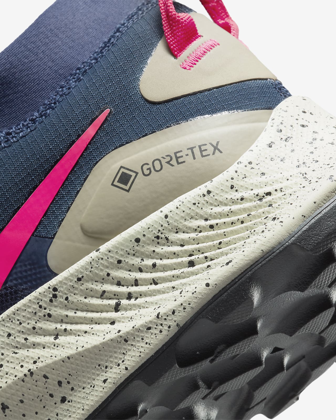 Мужские водонепроницаемые кроссовки для трейлраннинга Nike Pegasus Trail 3  GORE-TEX. Nike RU