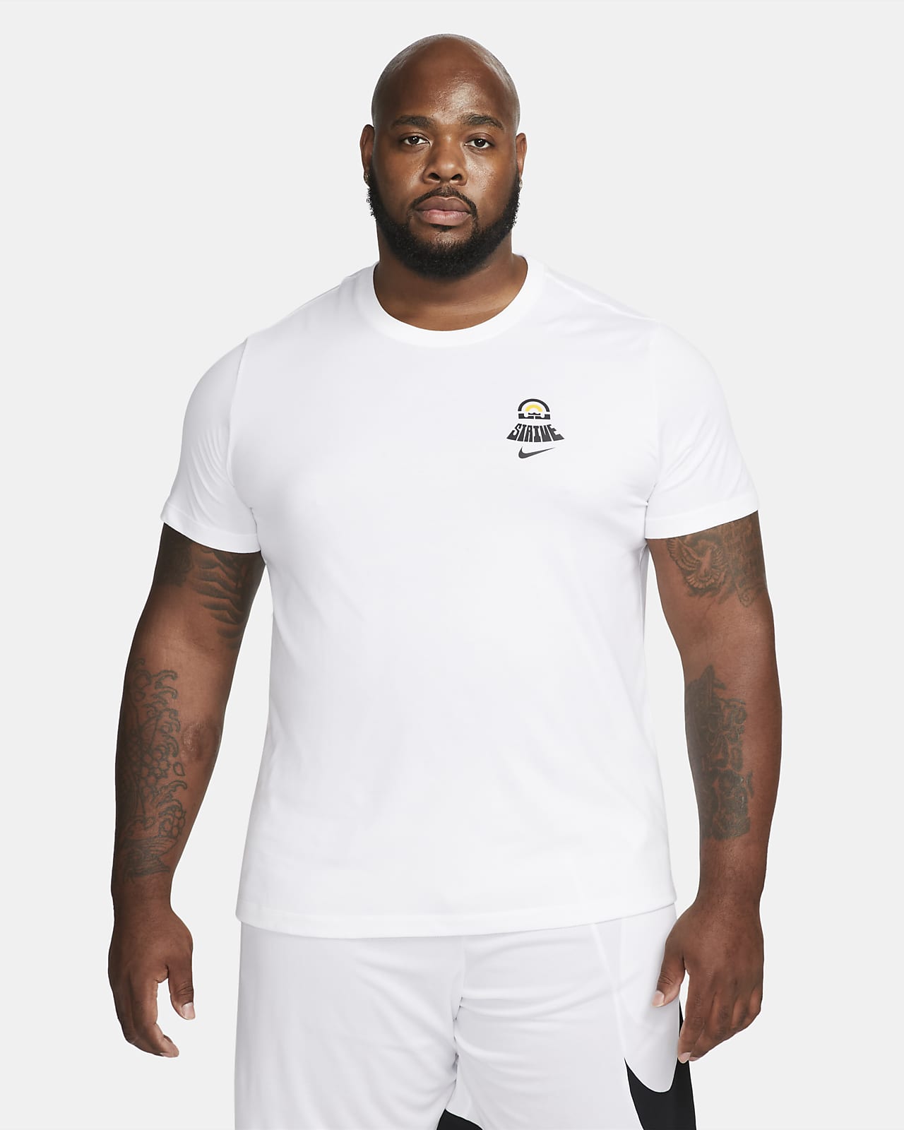 LeBron Nike Dri-FIT 男款籃球 T 恤
