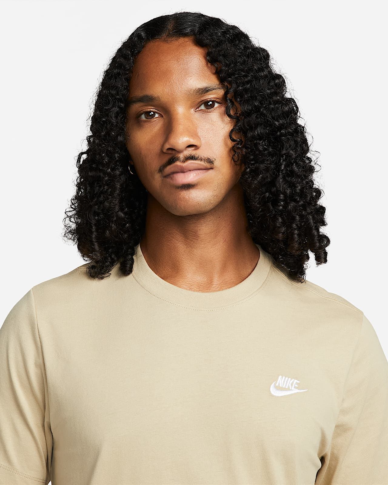 Nike Sportswear Club Men's T-Shirt. Nike LU