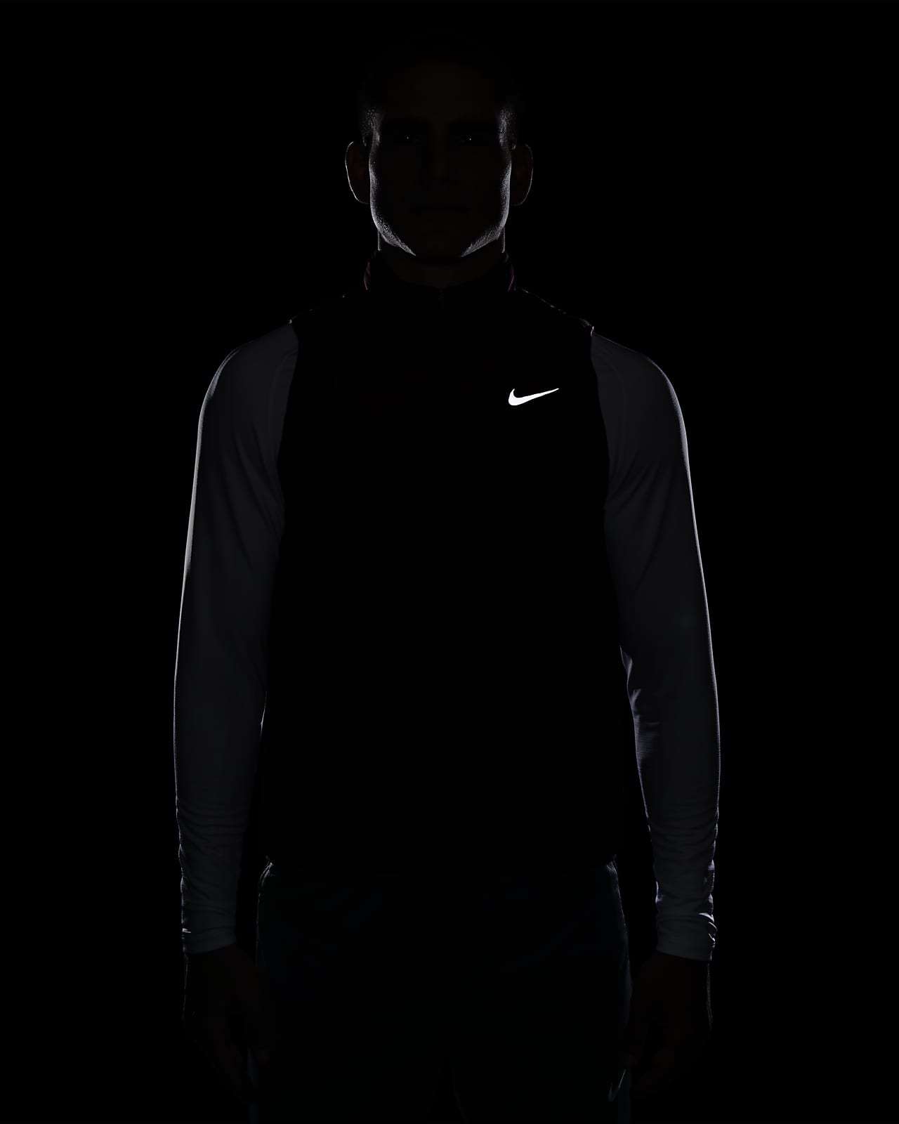 Nike Therma-FIT Repel Men's Synthetic-Fill Running Gilet. Nike PT