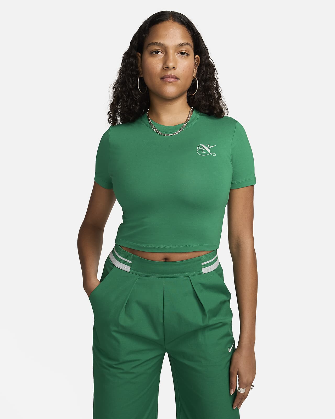 Playera slim cropped para mujer Nike Sportswear Essential