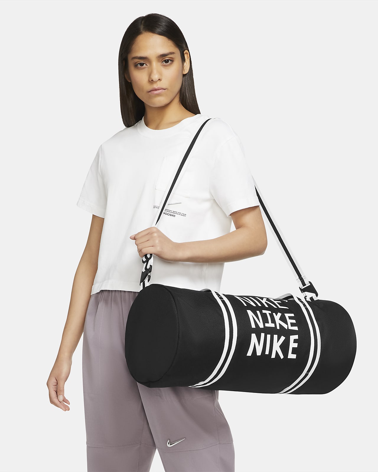 Nike Heritage Duffel Bag (30L). Nike CZ