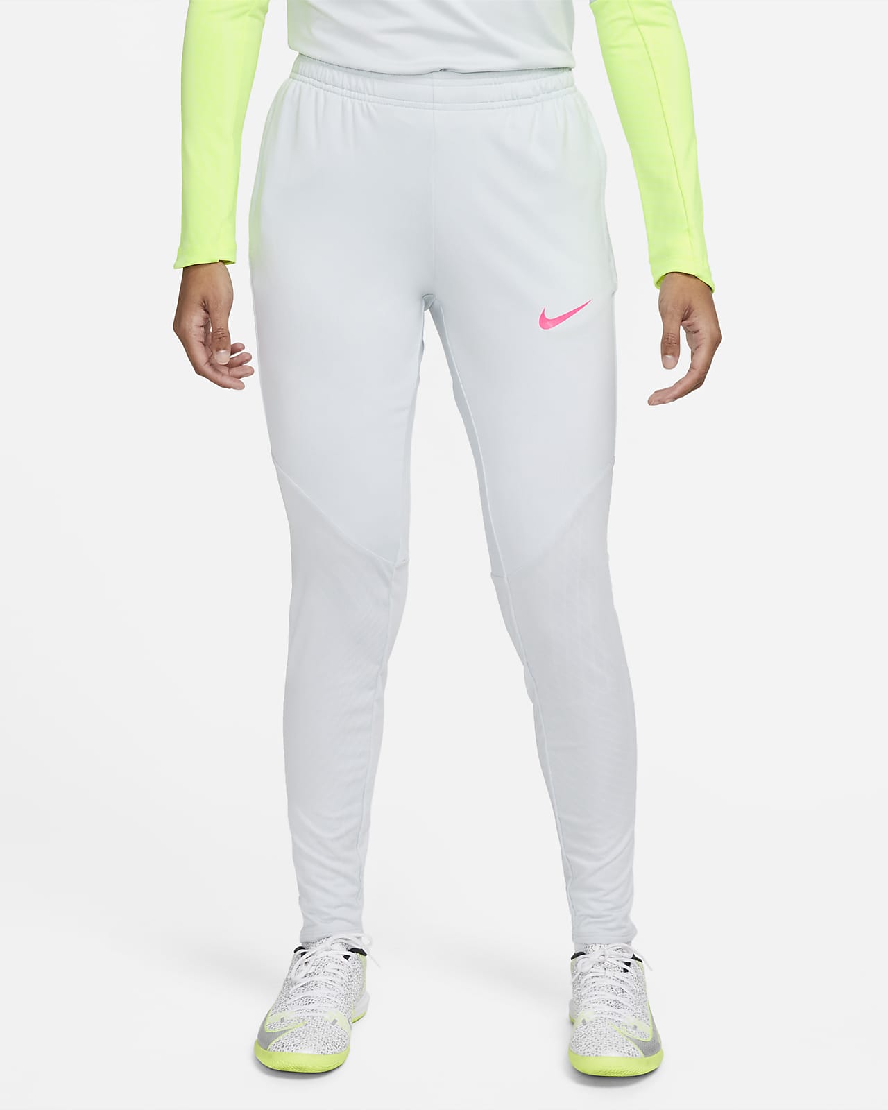 Gebruikelijk Luipaard Versnel Nike Dri-FIT Strike Voetbalbroek voor dames. Nike BE