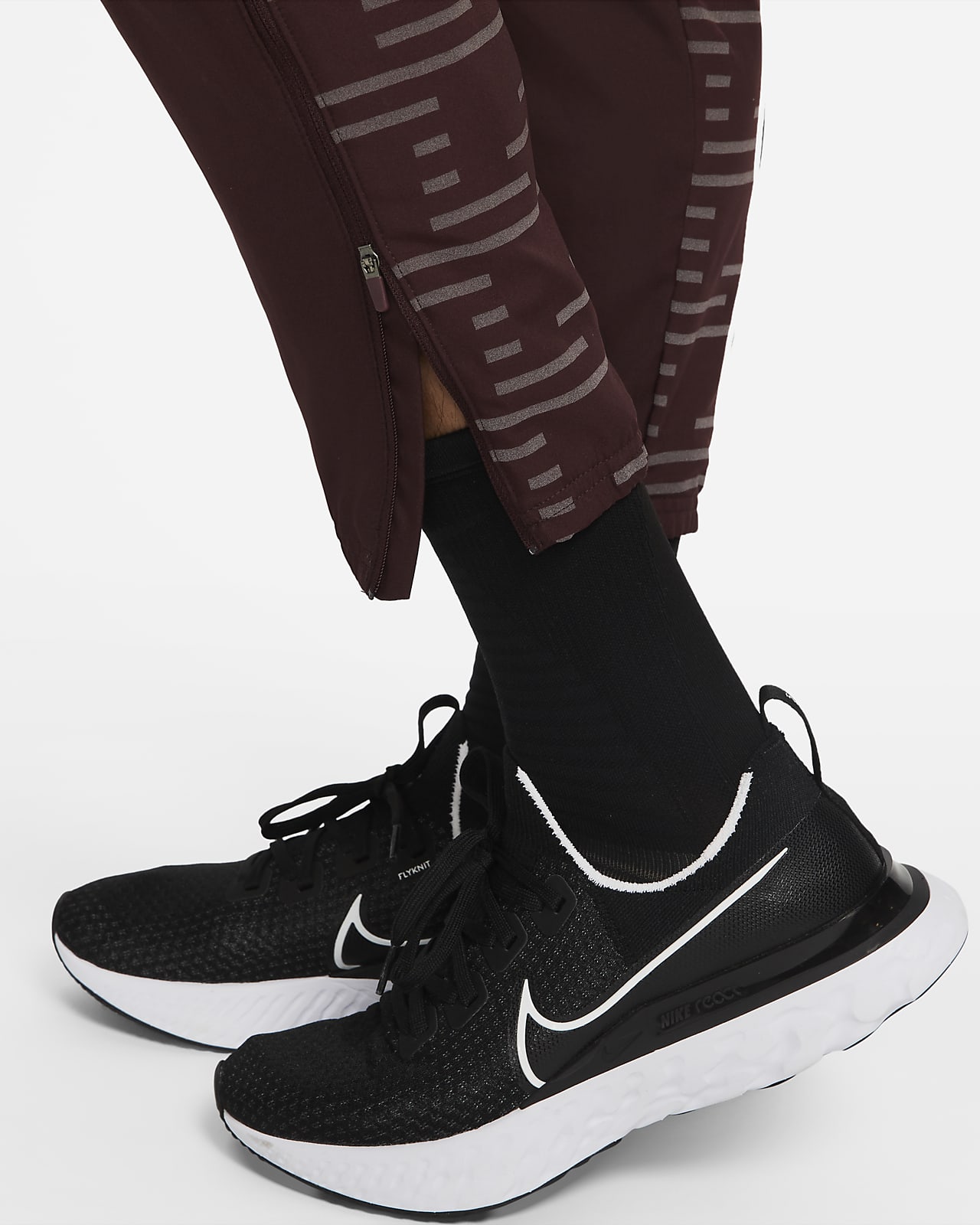 Nike Swift Mens 34 Running Trousers  Black price from nike in Saudi  Arabia  Yaoota