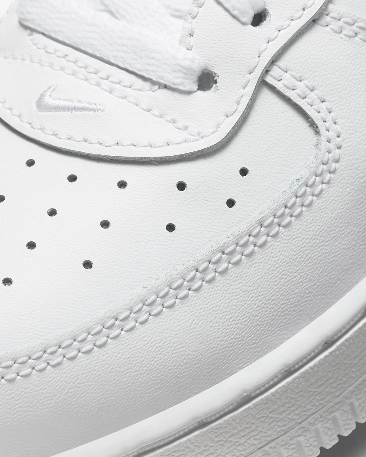 nike air force one older kids