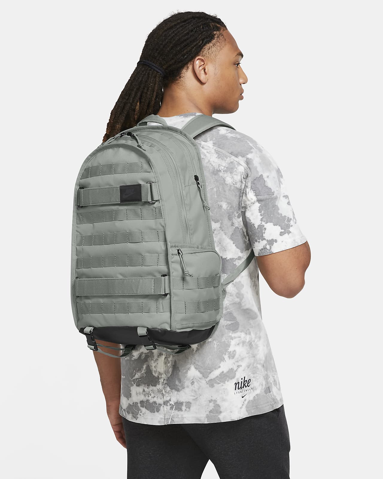 Nike Sportswear RPM Motxilla (26 L). Nike ES