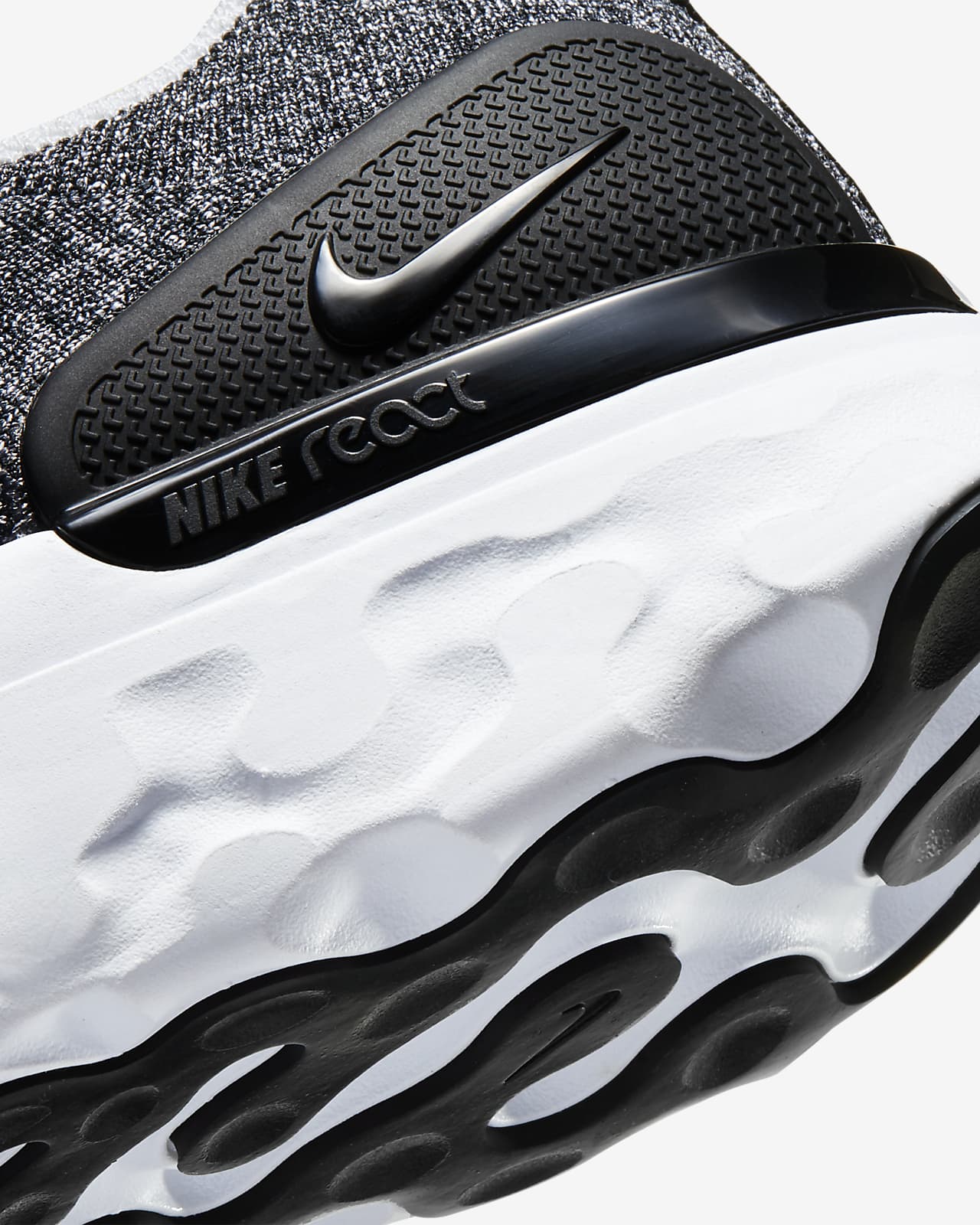 epic phantom react flyknit 2 men's