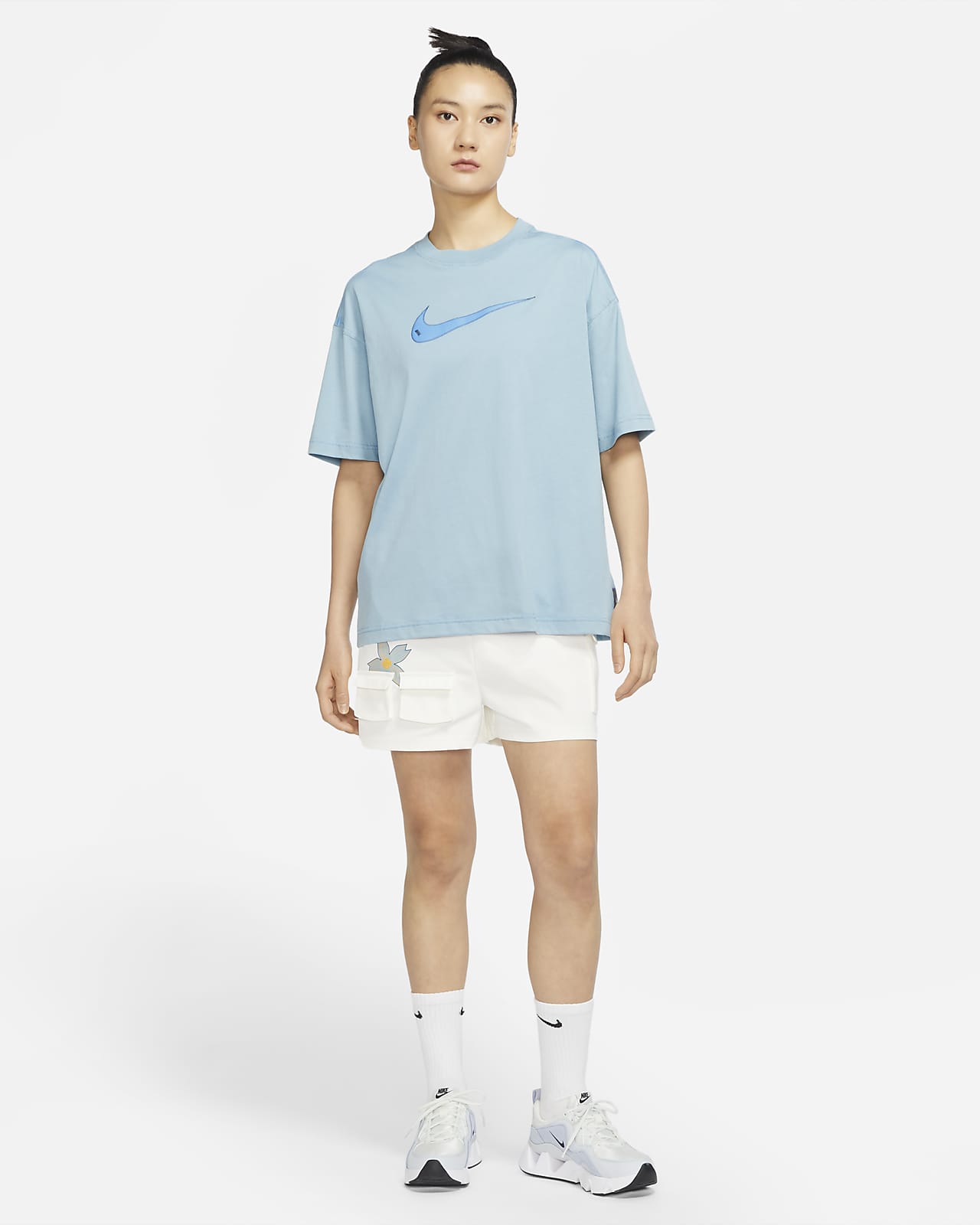 Nike sportswear best sale swoosh shorts