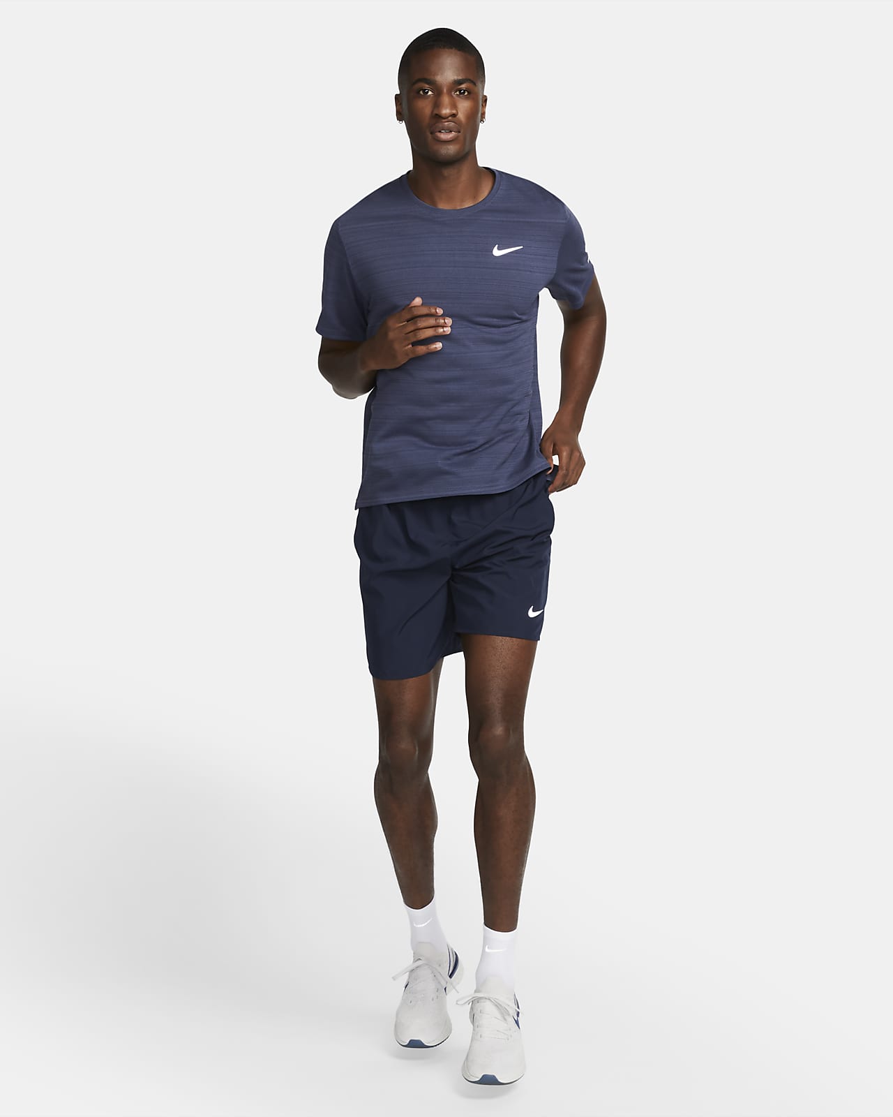 Frente secuestrar Resistencia Nike Challenger Men's Dri-FIT 7" Unlined Running Shorts. Nike.com