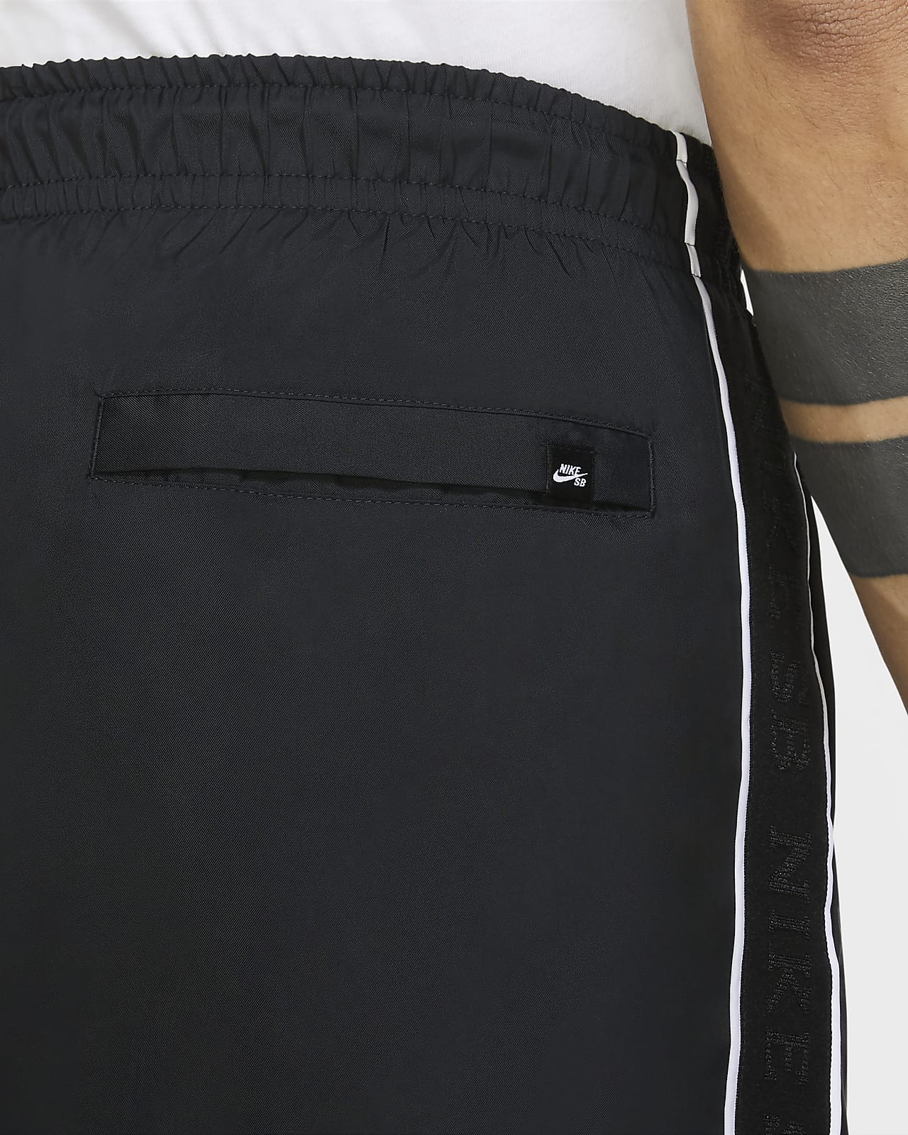 nike skateboarding track pants