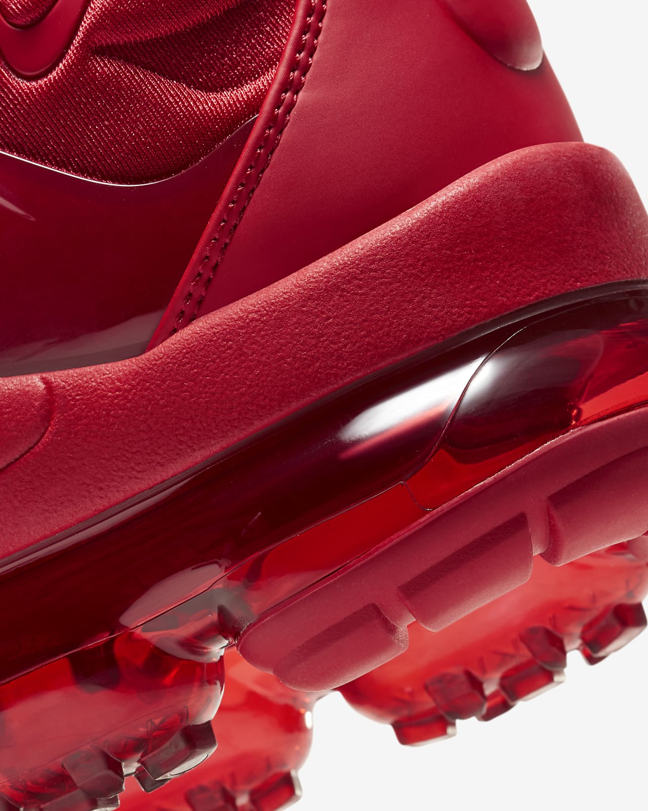 all red vapormax mens