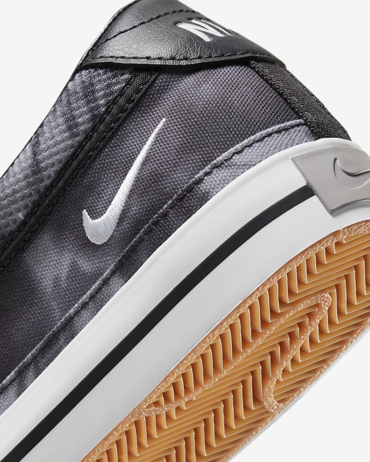 Nike Court Legacy Print Men's Slip-On. Nike.com