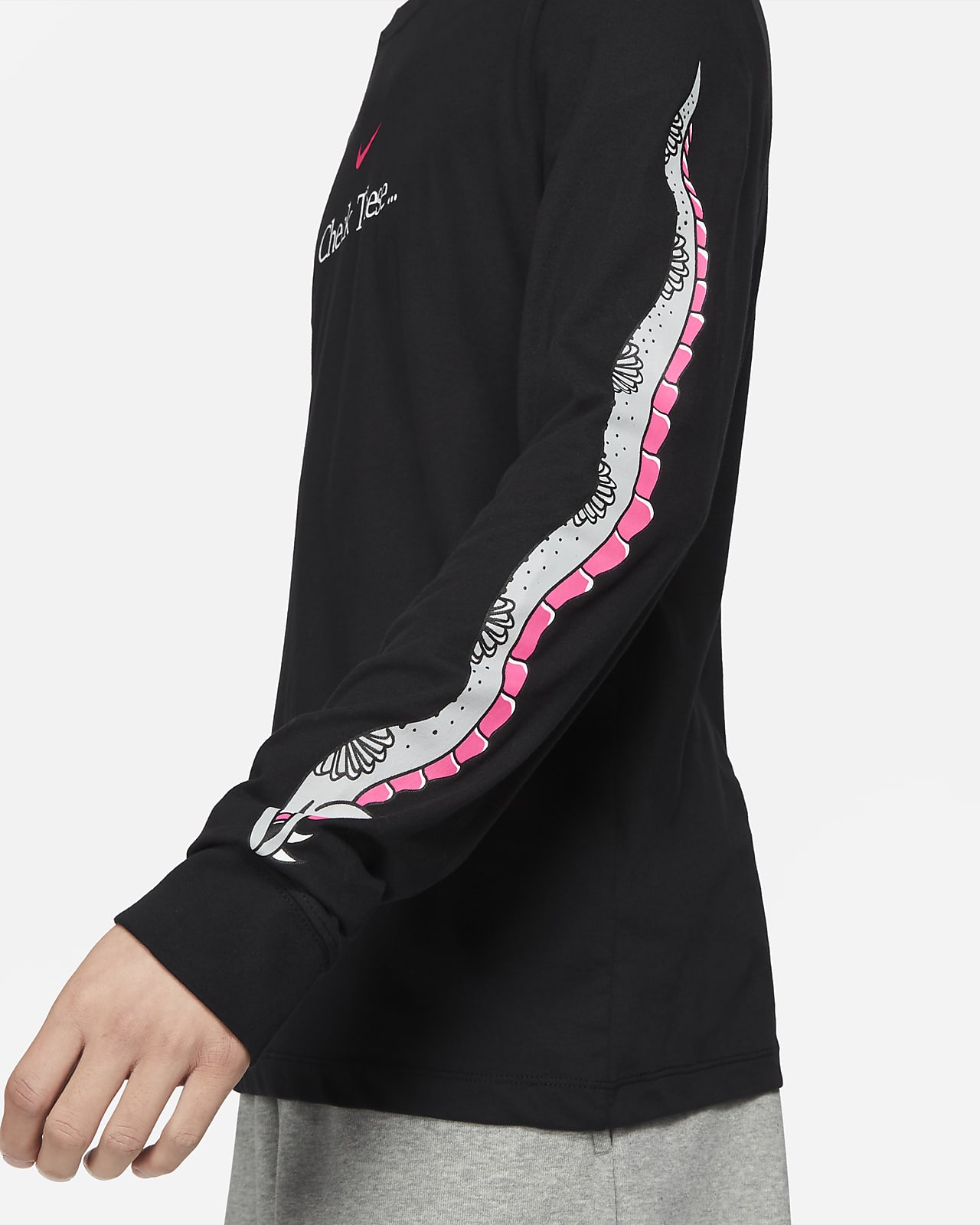 nike dri fit long sleeve shirt with hood