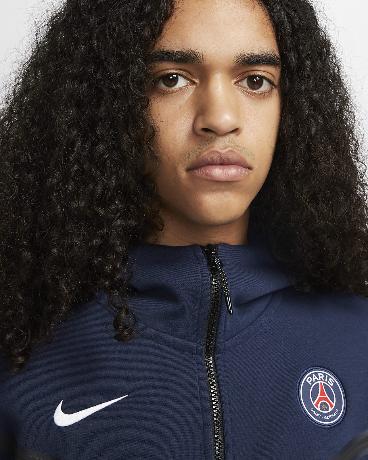 Paris Saint-Germain Tech Fleece Windrunner Men's Full-Zip Hoodie. Nike SA