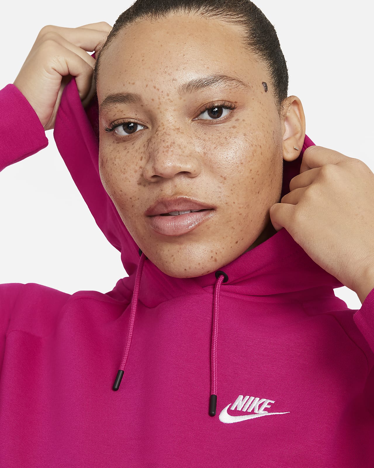 Nike Sportswear Essential Women's Fleece Pullover Hoodie (Plus Size ...