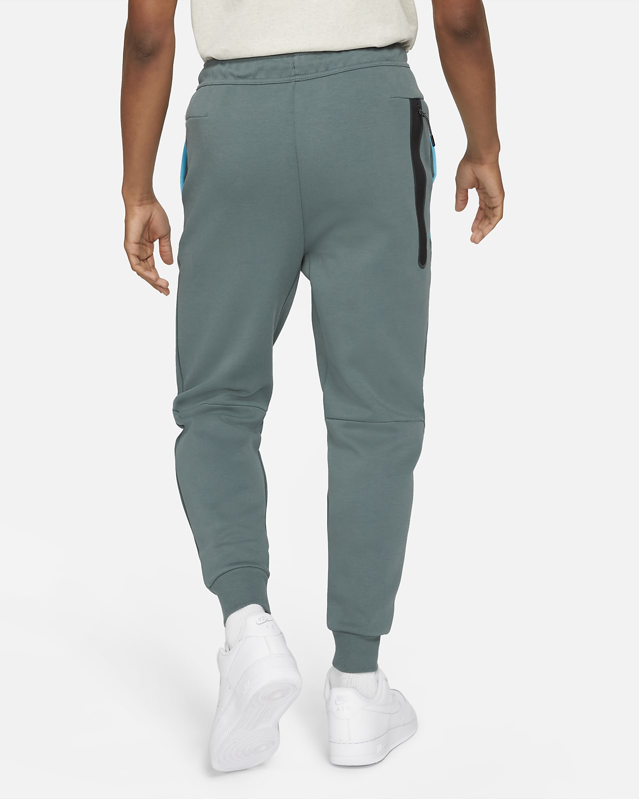 nike tech sportswear joggers