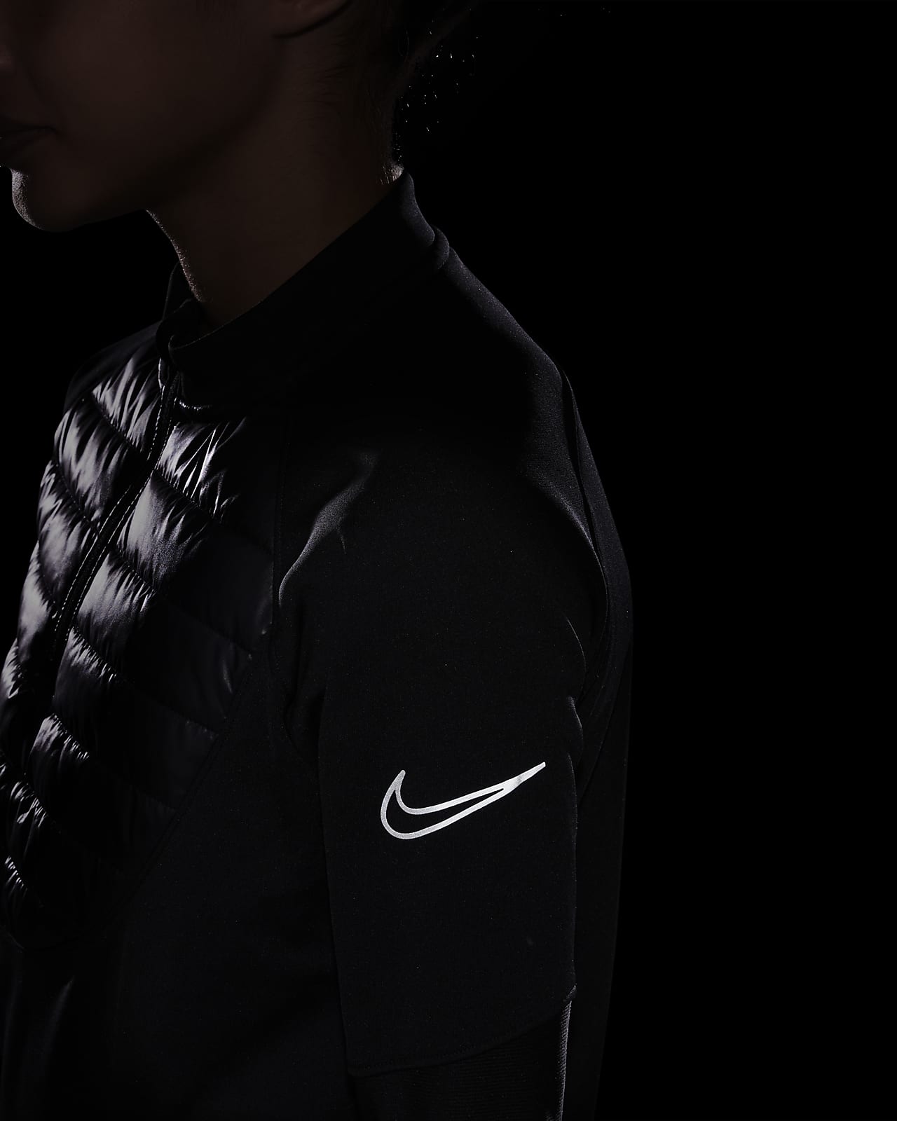 Nike Therma-FIT Academy Warrior Camiseta de fútbol de entrenamiento Niño/a. Nike