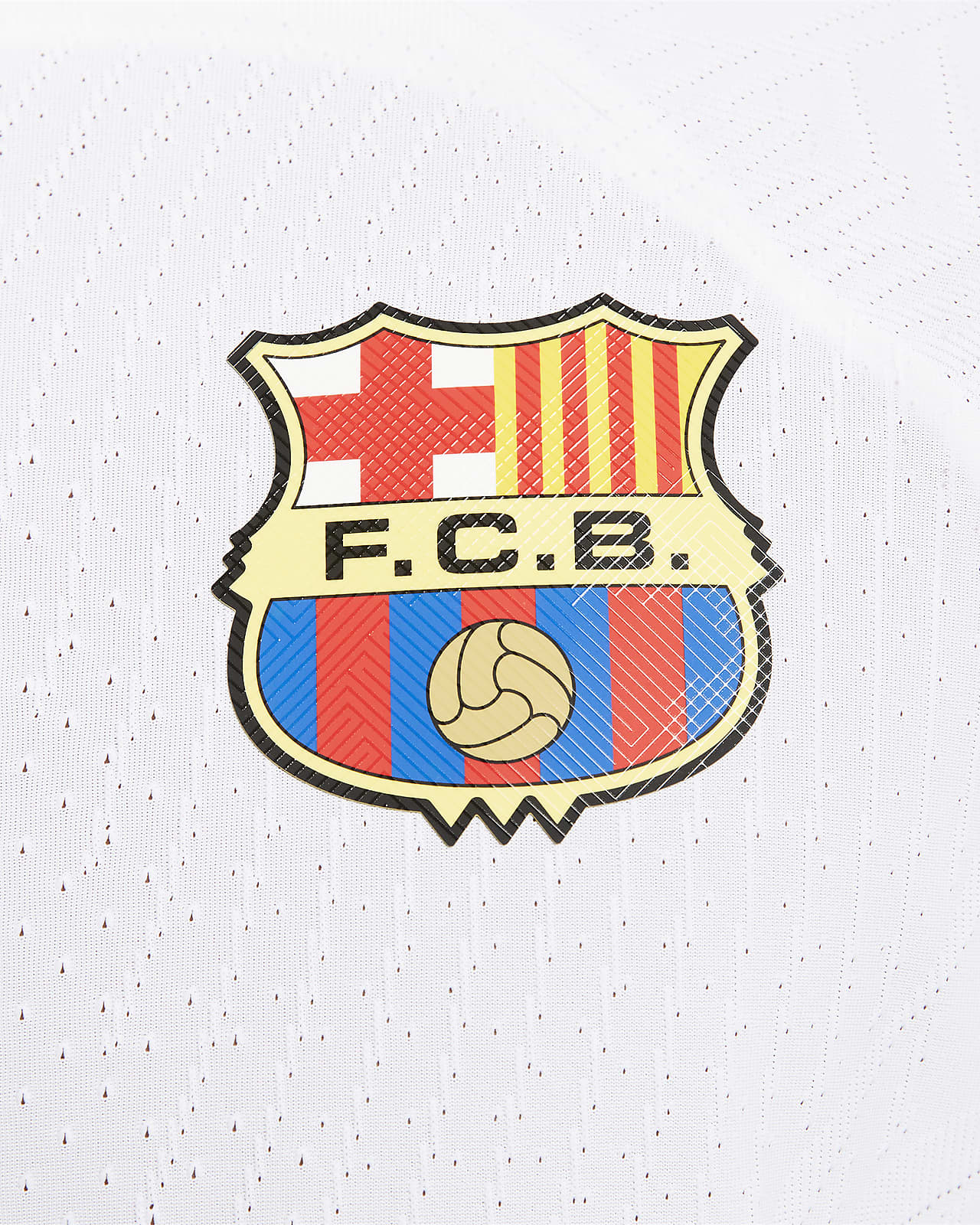 FC Barcelona - Ultra-Soft Dri-Fit fabric helps keep you cool, drawing sweat  away from the body to the exterior of the shirt. Teixit Dri-Fit que t'ajuda  a mantener-te fresc, treient la suor