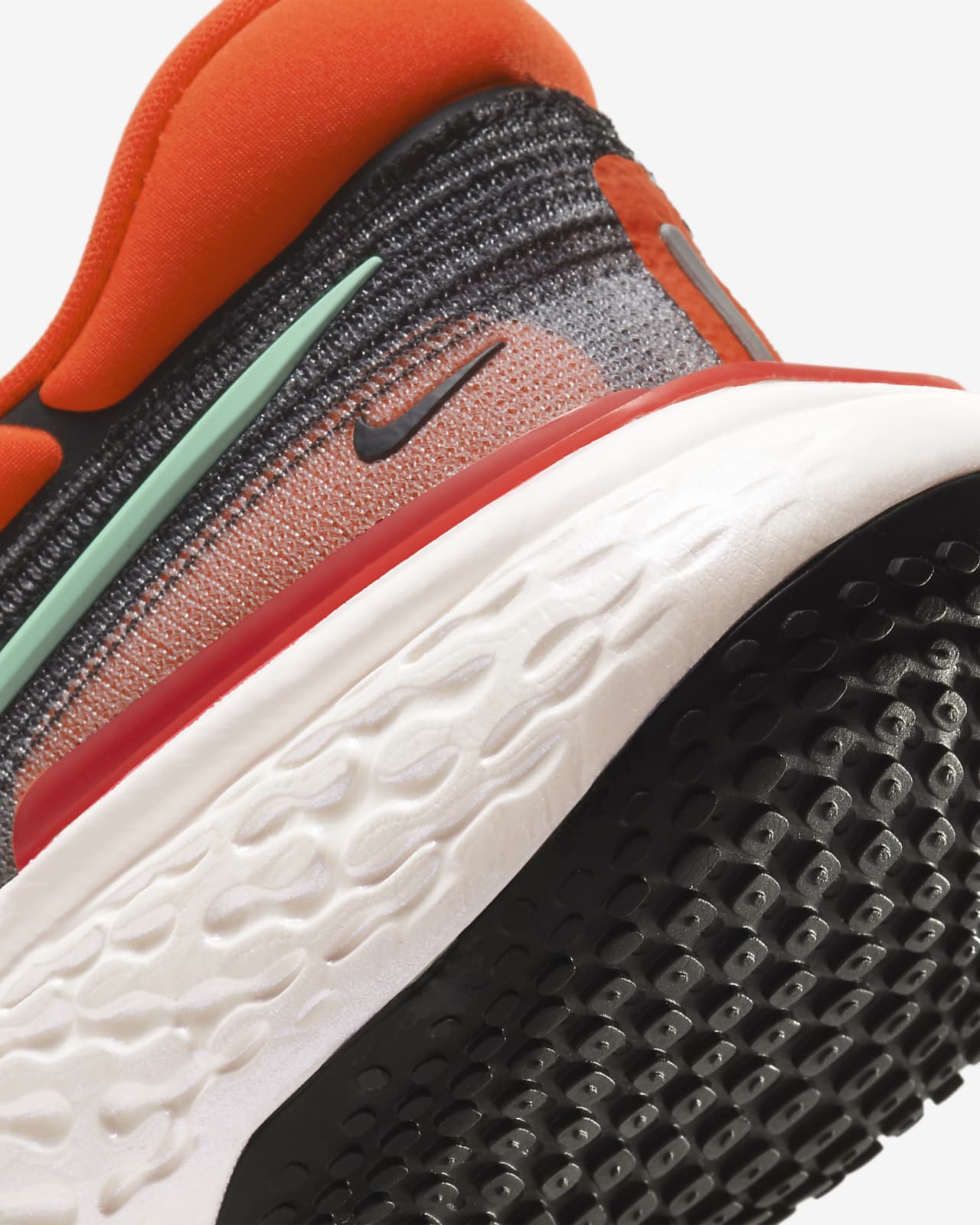 Nike公式 ナイキ ズームx インヴィンシブル ラン フライニット メンズ ランニングシューズ オンラインストア 通販サイト