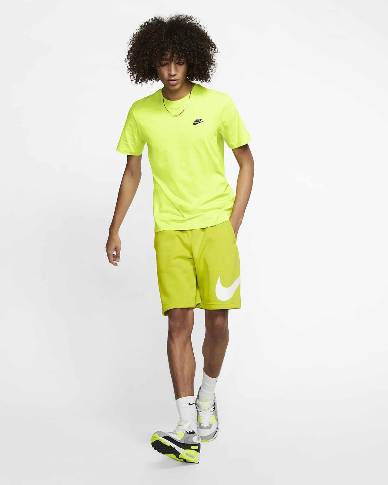 nike sportswear club t shirt